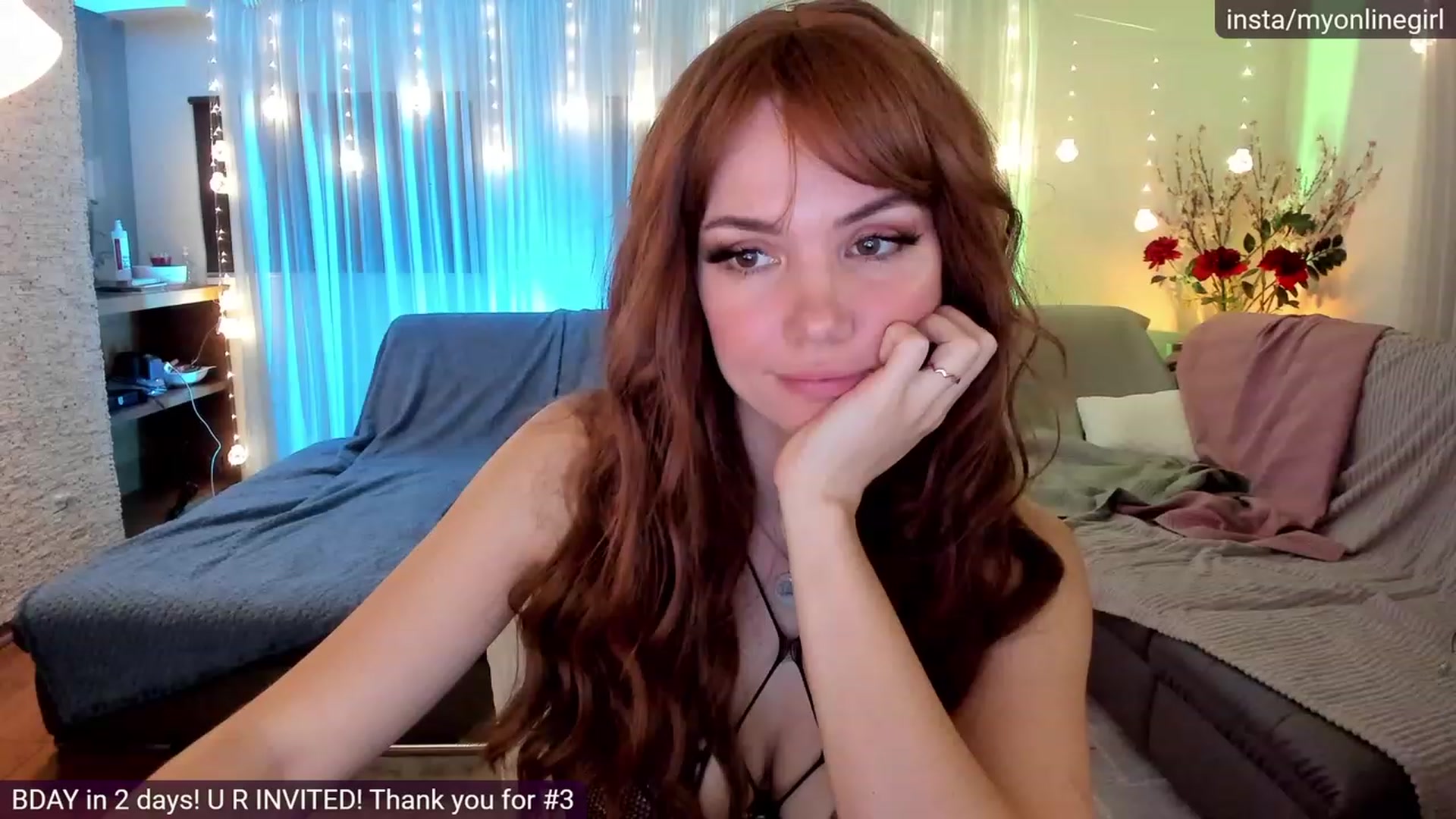 Gallery image thumbnail from OnlineGirl_'s myfreecams stream on, 11/26/2022, 21:35 image 17 of 20