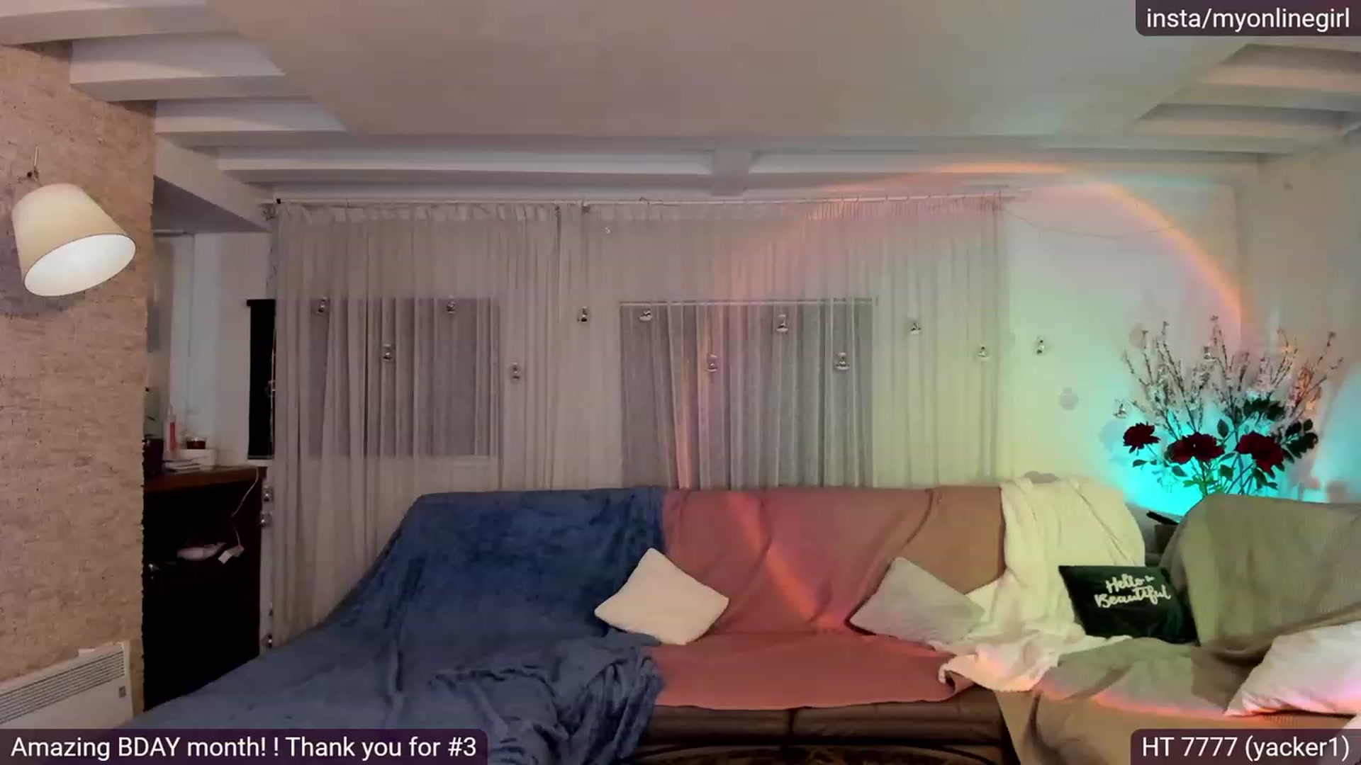Gallery image thumbnail from OnlineGirl_'s myfreecams stream on, 11/30/2022, 23:30 image 6 of 20