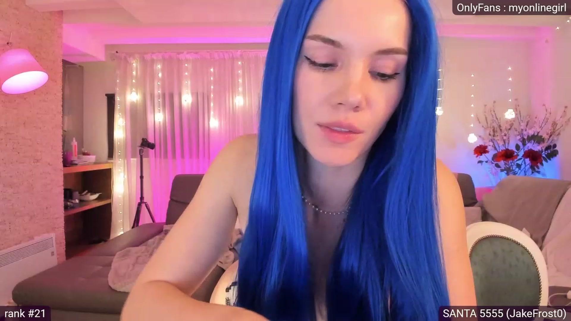 Gallery image thumbnail from OnlineGirl_'s myfreecams stream on, 12/03/2022, 22:48 image 13 of 20