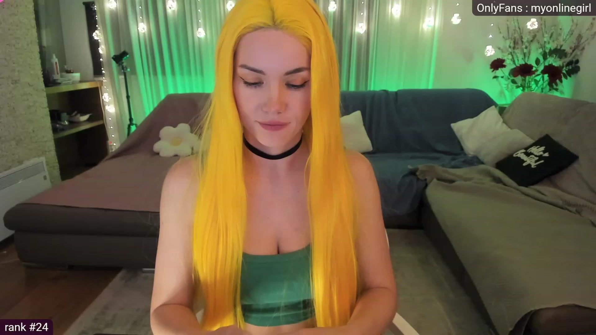 Gallery image thumbnail from OnlineGirl_'s myfreecams stream on, 12/04/2022, 19:30 image 2 of 20