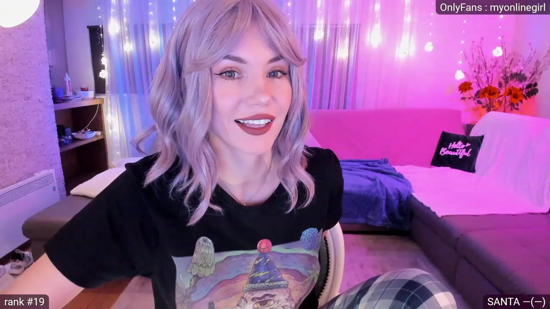 Gallery image thumbnail from OnlineGirl_'s myfreecams stream on, 12/06/2022, 21:25 image 1 of 20