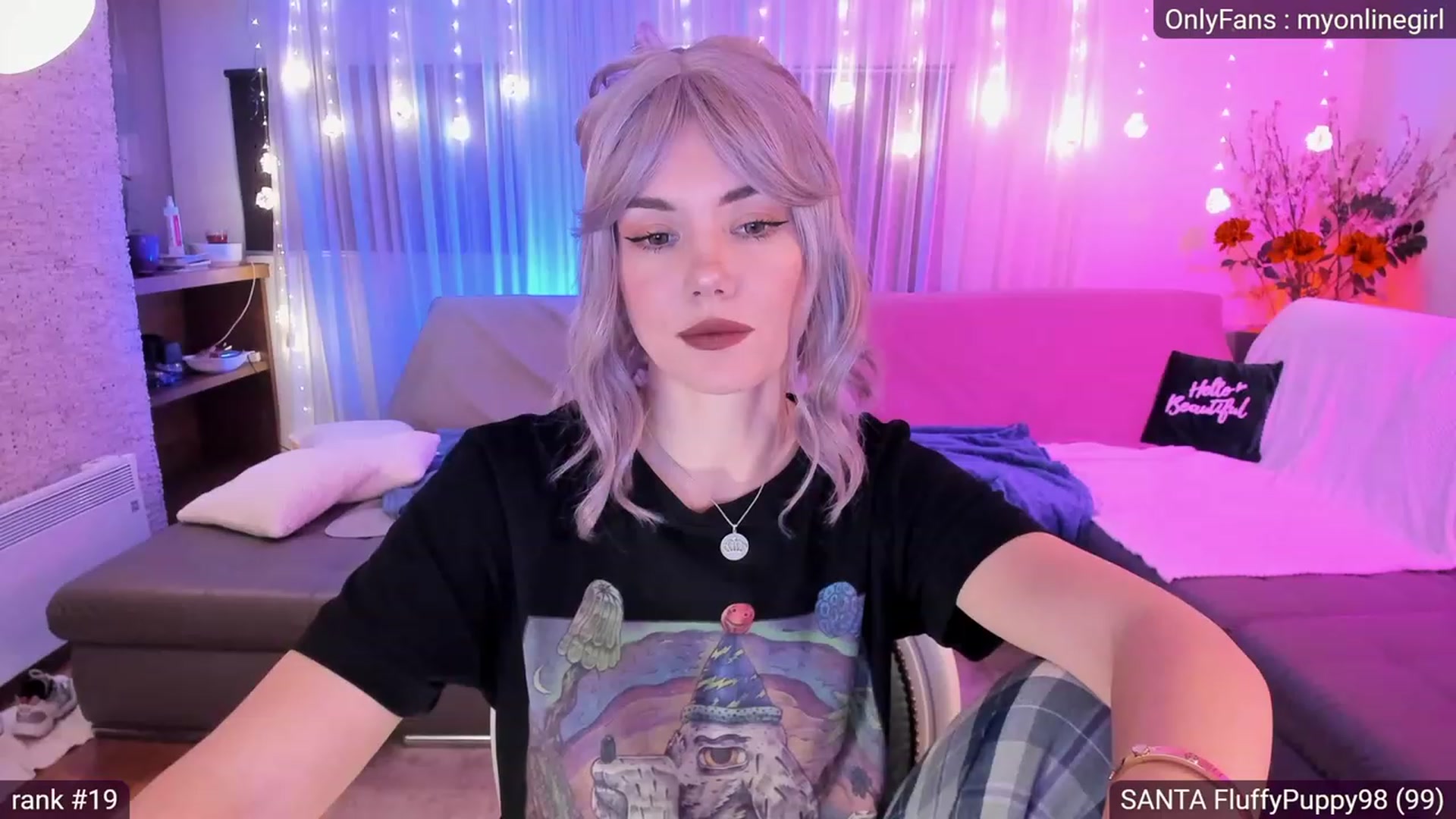 Gallery image thumbnail from OnlineGirl_'s myfreecams stream on, 12/06/2022, 21:25 image 7 of 20