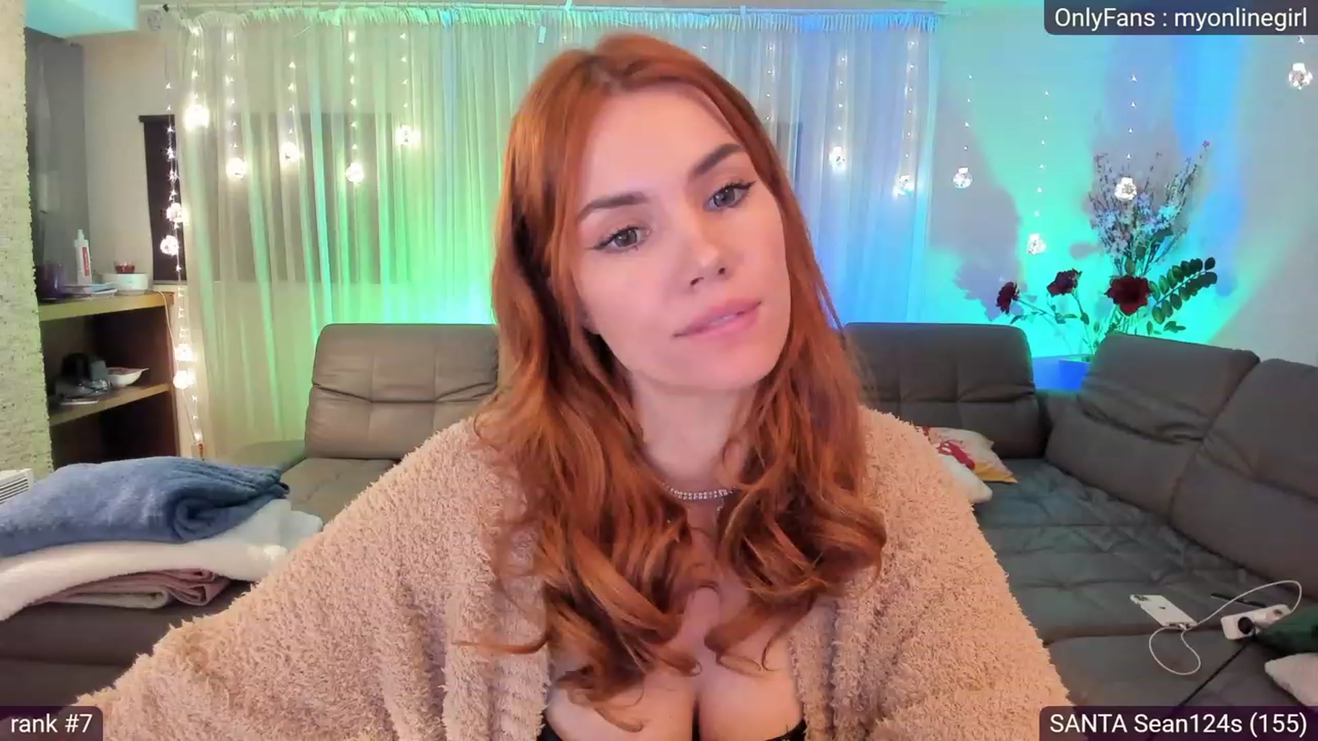 Gallery image thumbnail from OnlineGirl_'s myfreecams stream on, 12/16/2022, 22:40 image 1 of 20