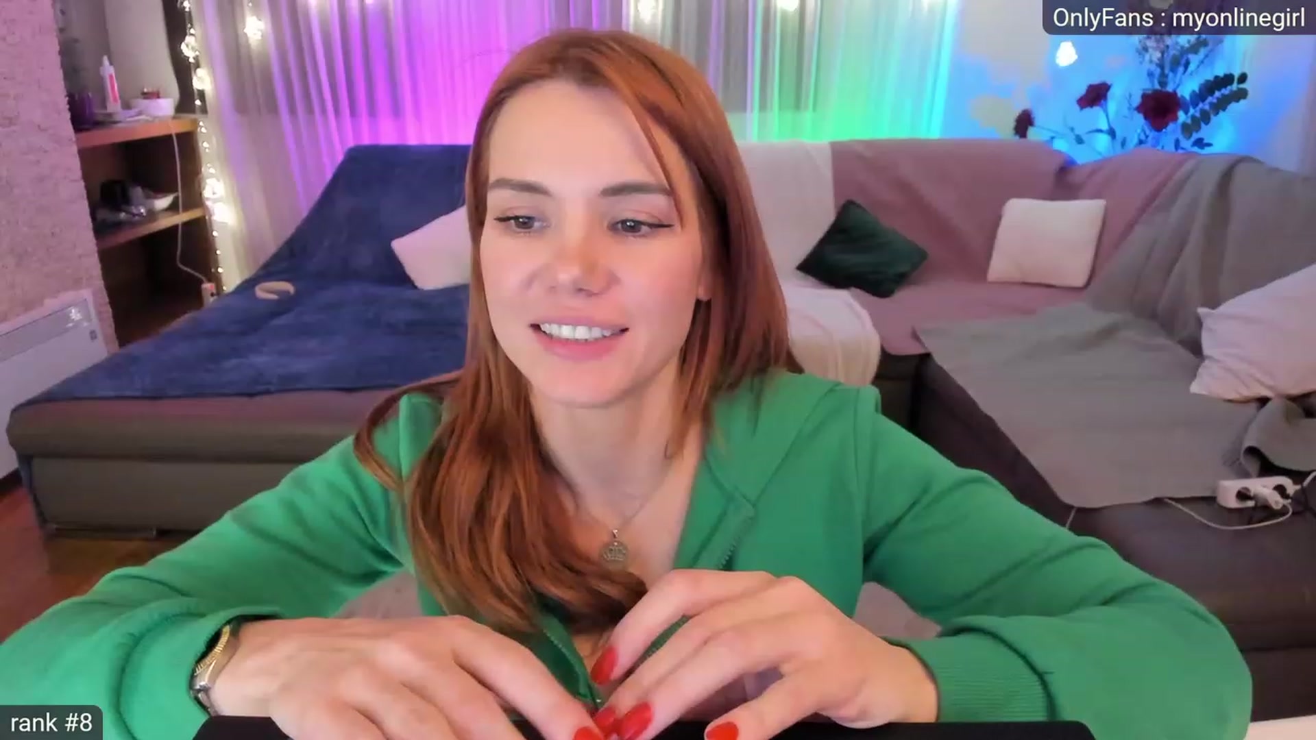 Gallery image thumbnail from OnlineGirl_'s myfreecams stream on, 12/21/2022, 22:30 image 3 of 20