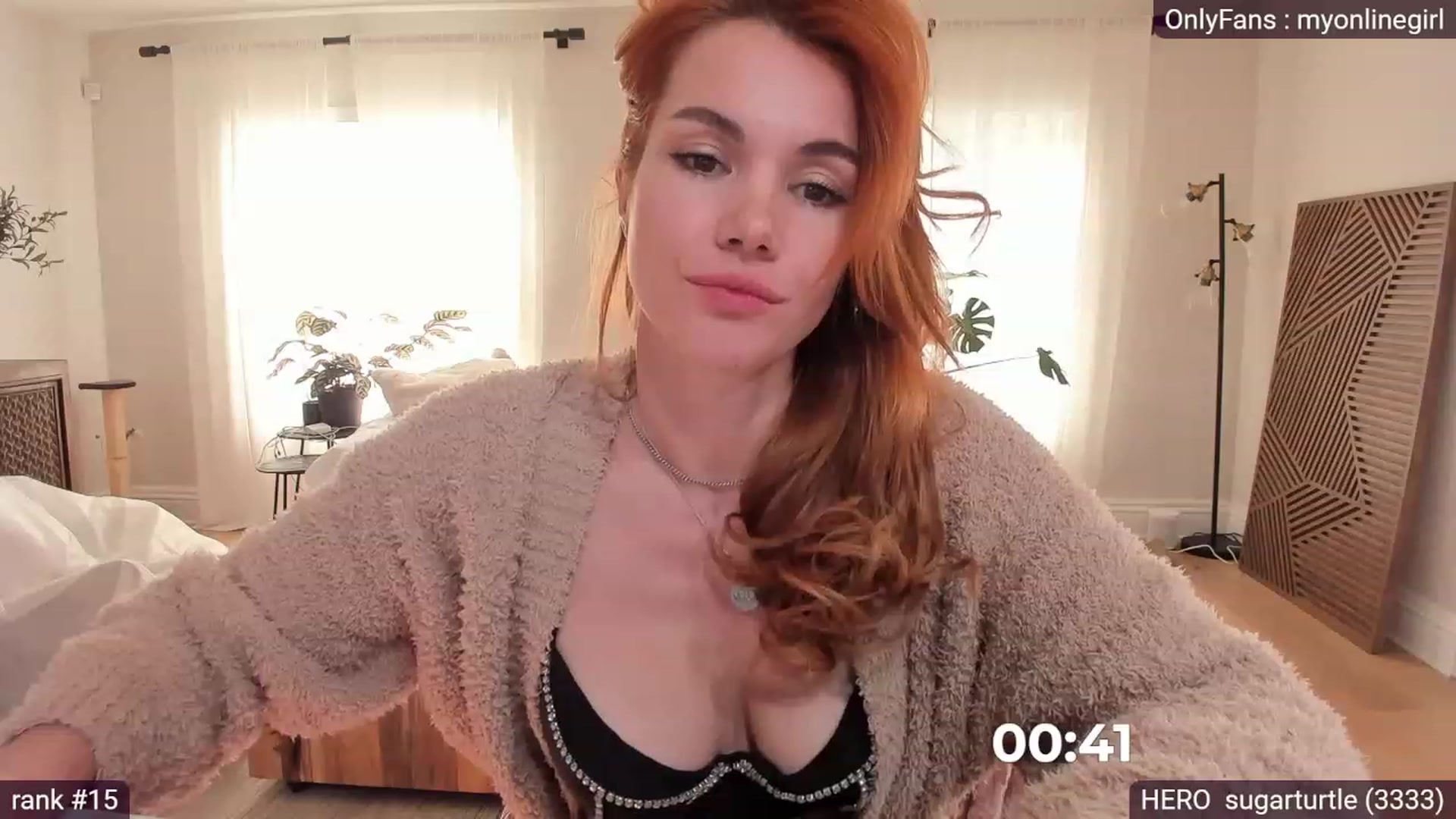 Gallery image thumbnail from OnlineGirl_'s myfreecams stream on, 01/15/2023, 22:34 image 12 of 20