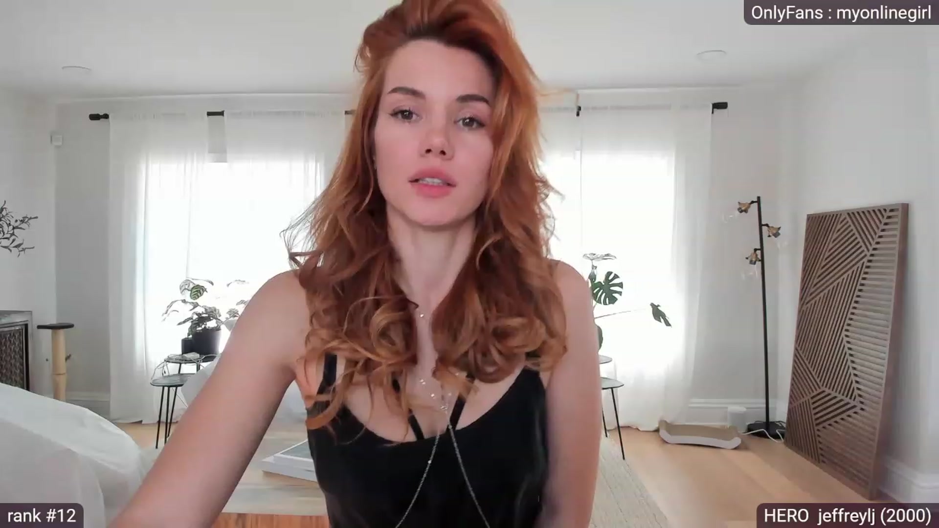 Gallery image thumbnail from OnlineGirl_'s myfreecams stream on, 01/17/2023, 20:30 image 14 of 20