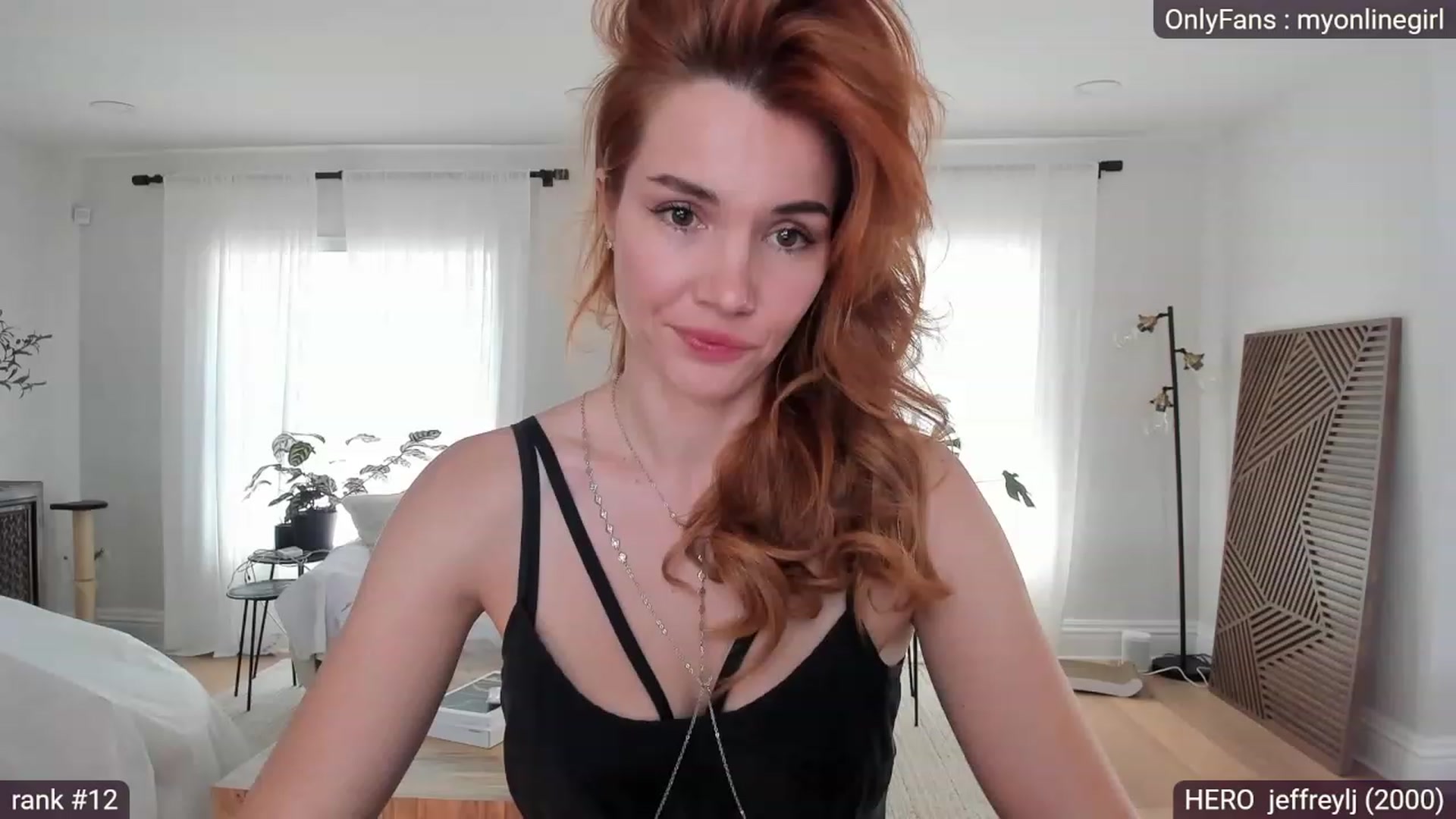 Gallery image thumbnail from OnlineGirl_'s myfreecams stream on, 01/17/2023, 20:30 image 11 of 20