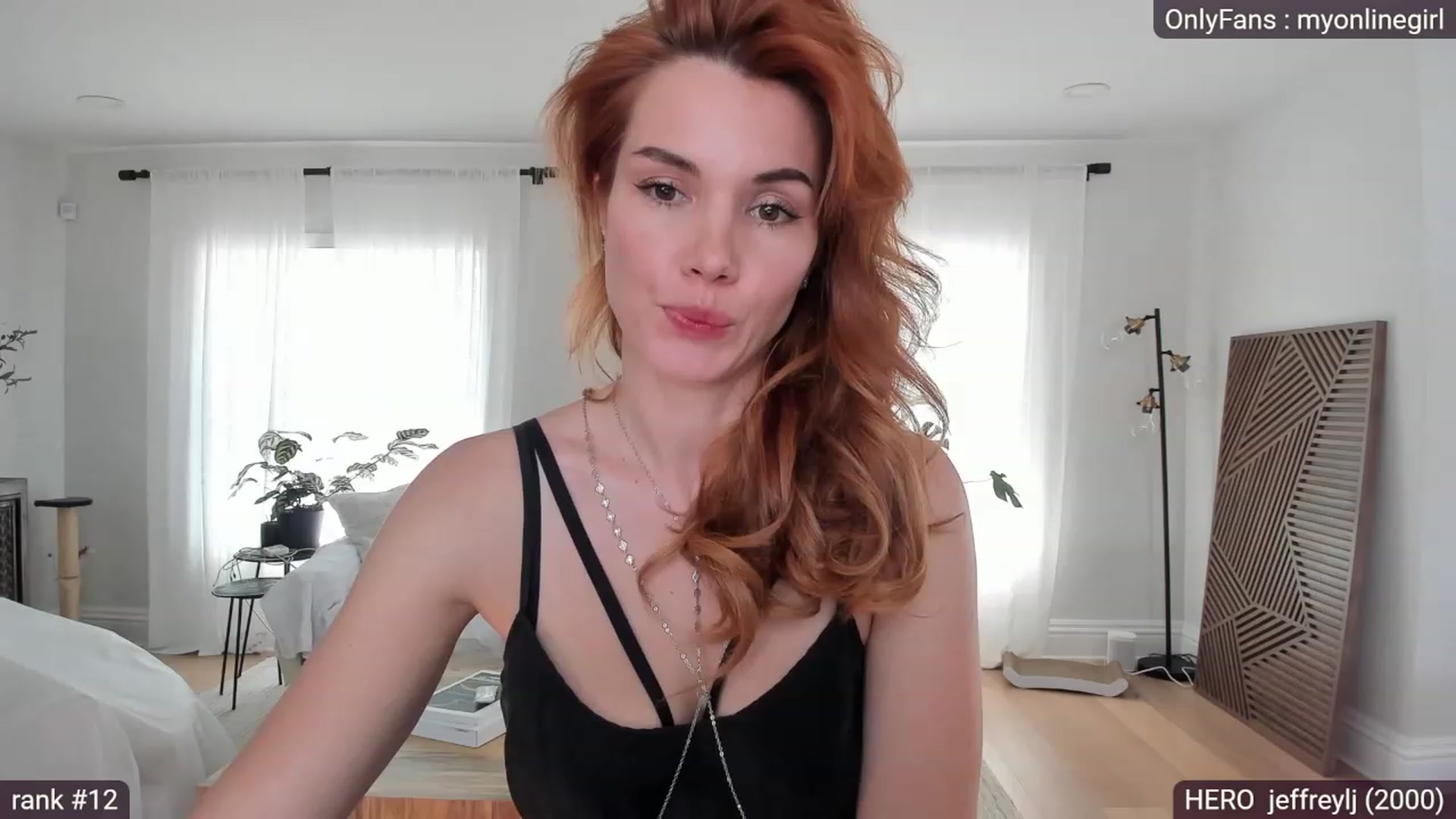 Gallery image thumbnail from OnlineGirl_'s myfreecams stream on, 01/17/2023, 20:30 image 10 of 20