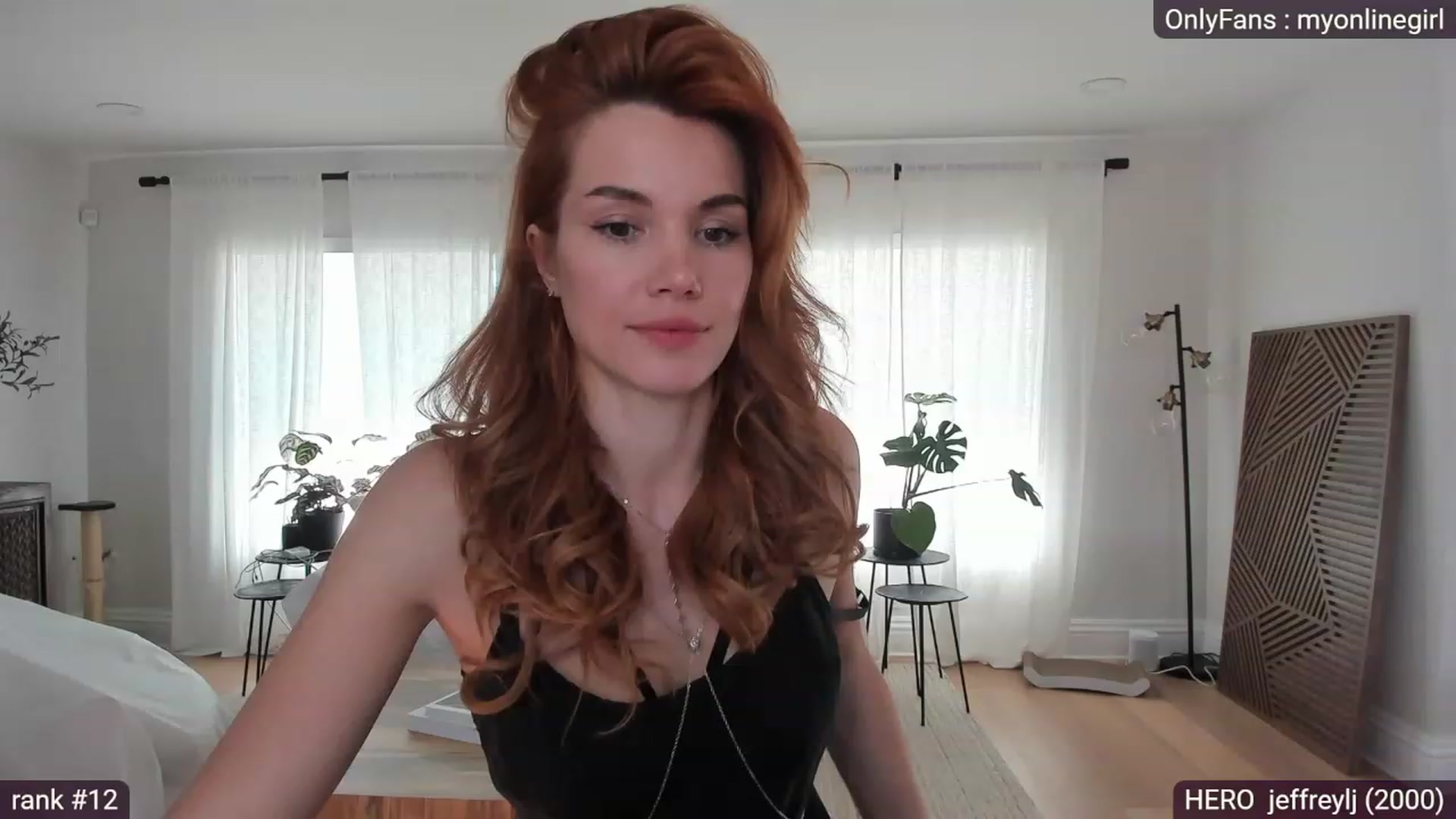 Gallery image thumbnail from OnlineGirl_'s myfreecams stream on, 01/17/2023, 20:30 image 15 of 20