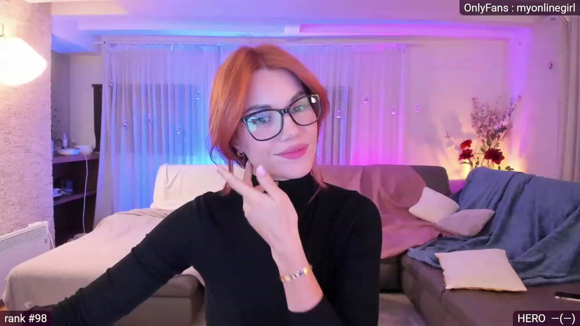 Gallery image thumbnail from OnlineGirl_'s myfreecams stream on, 02/04/2023, 21:21 image 1 of 20