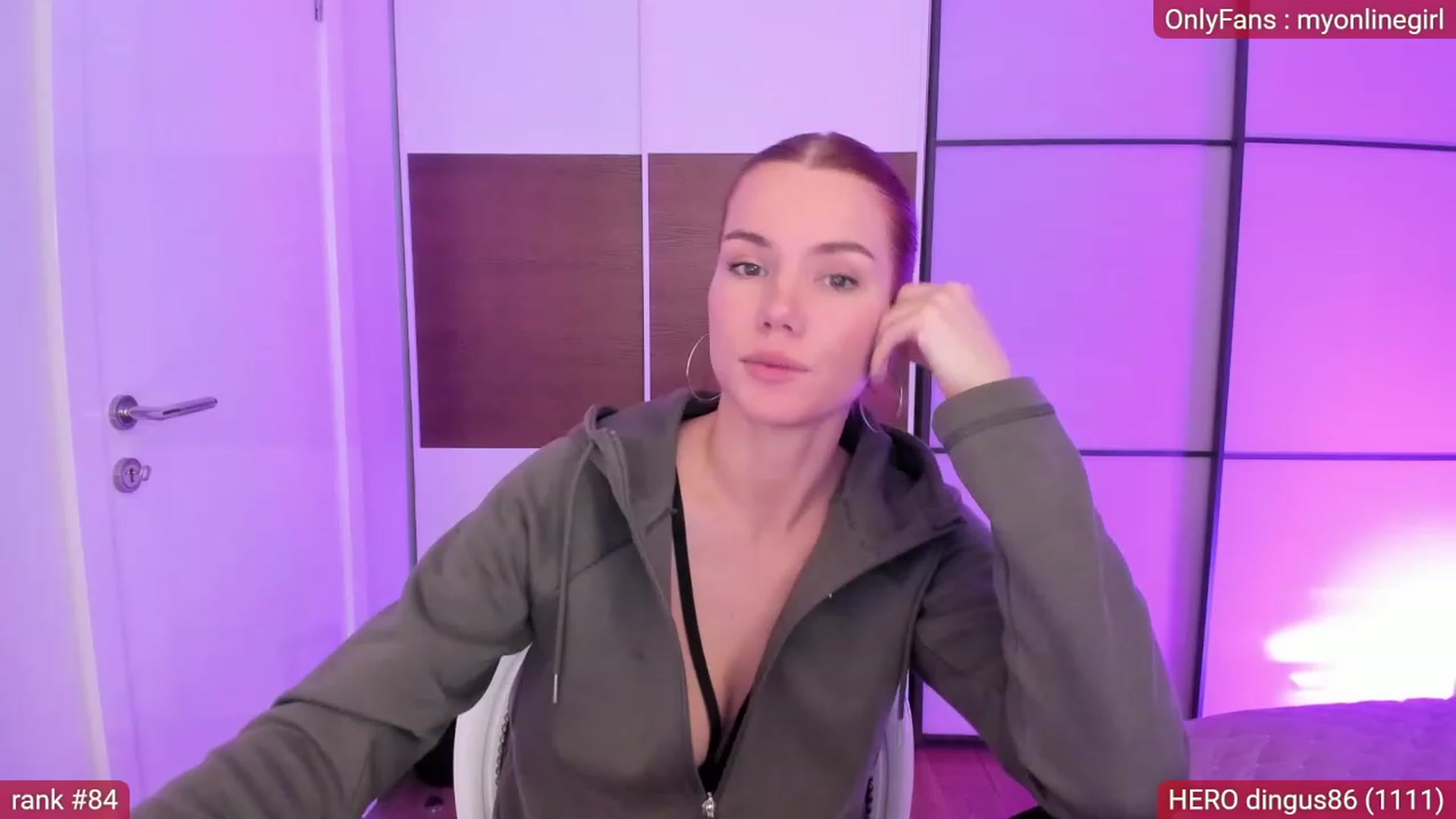 Gallery image thumbnail from OnlineGirl_'s myfreecams stream on, 02/07/2023, 05:36 image 16 of 20
