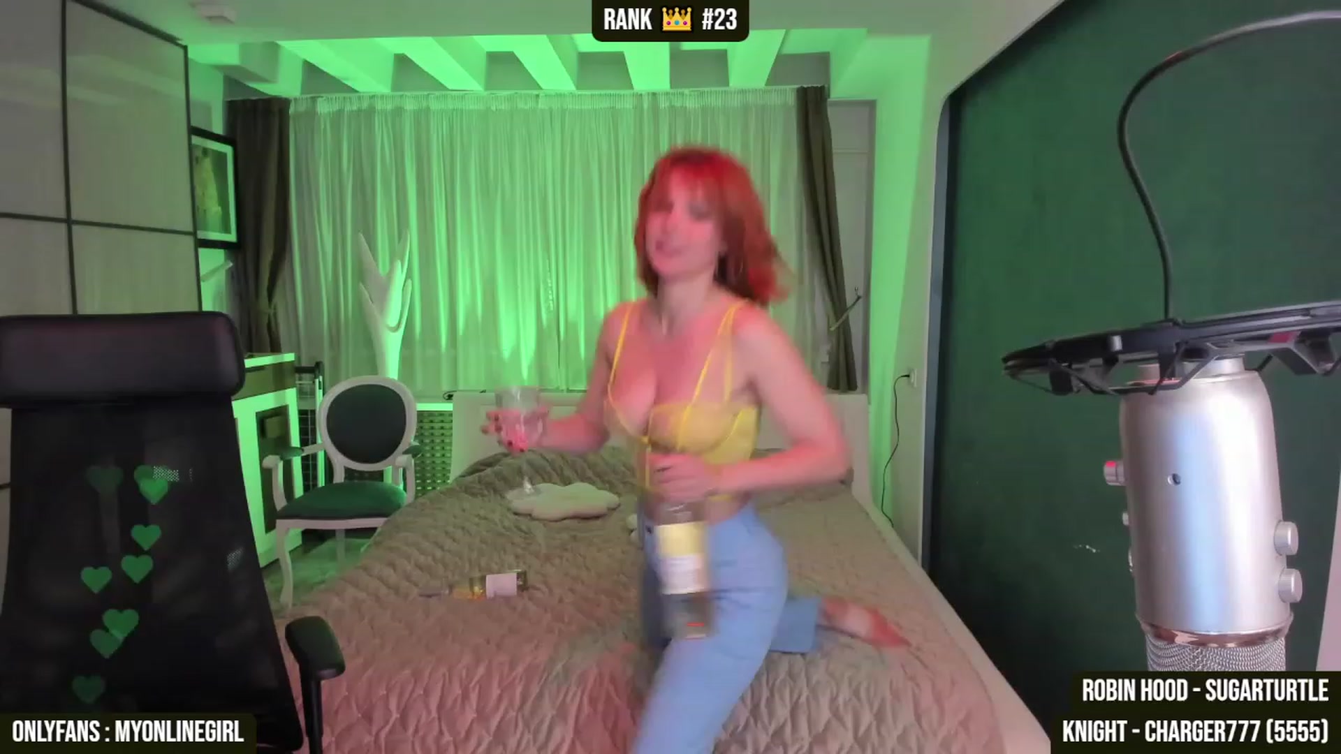 Gallery image thumbnail from OnlineGirl_'s myfreecams stream on, 05/13/2023, 20:15 image 12 of 20