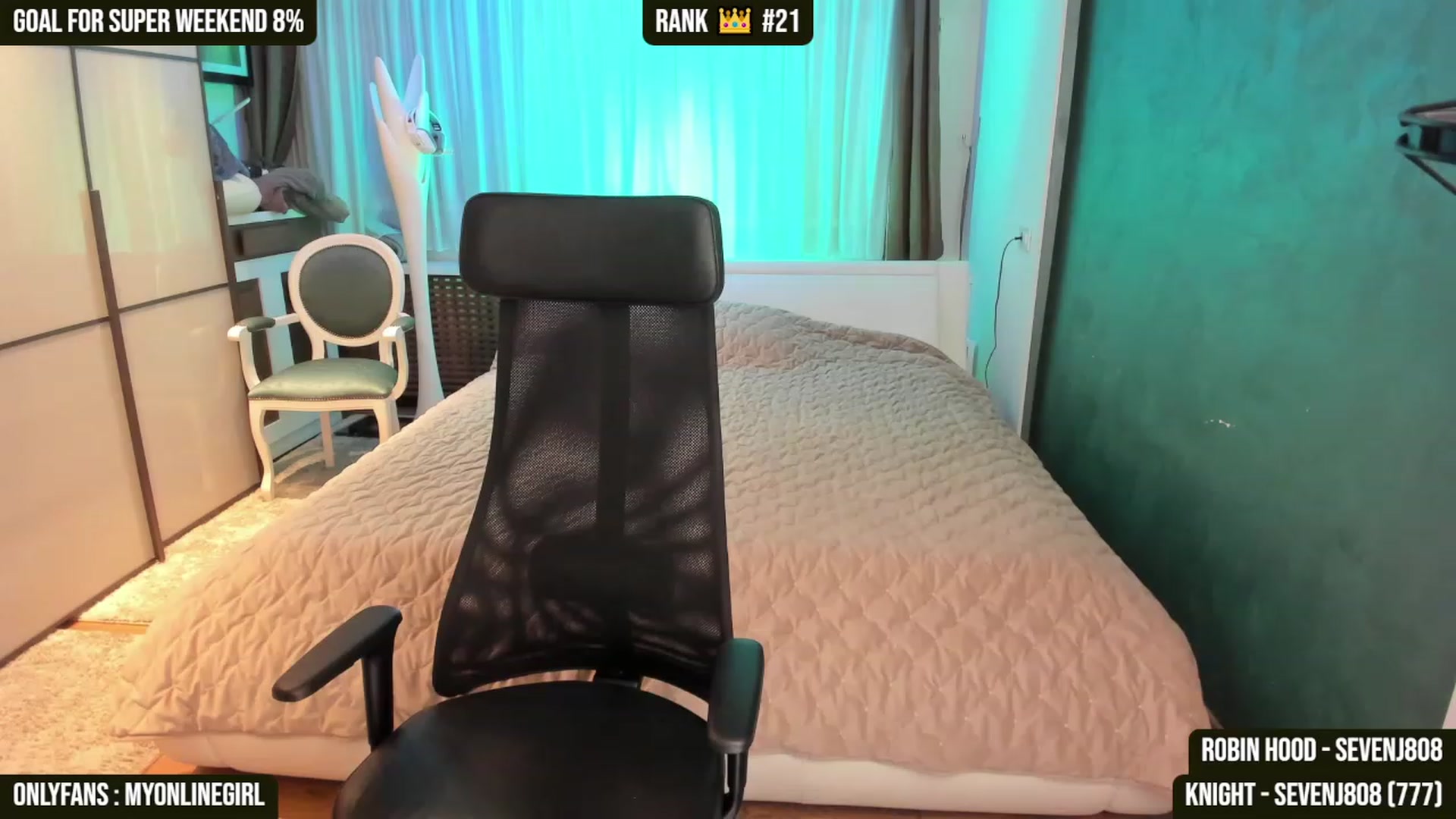 Gallery image thumbnail from OnlineGirl_'s myfreecams stream on, 05/28/2023, 20:32 image 6 of 20