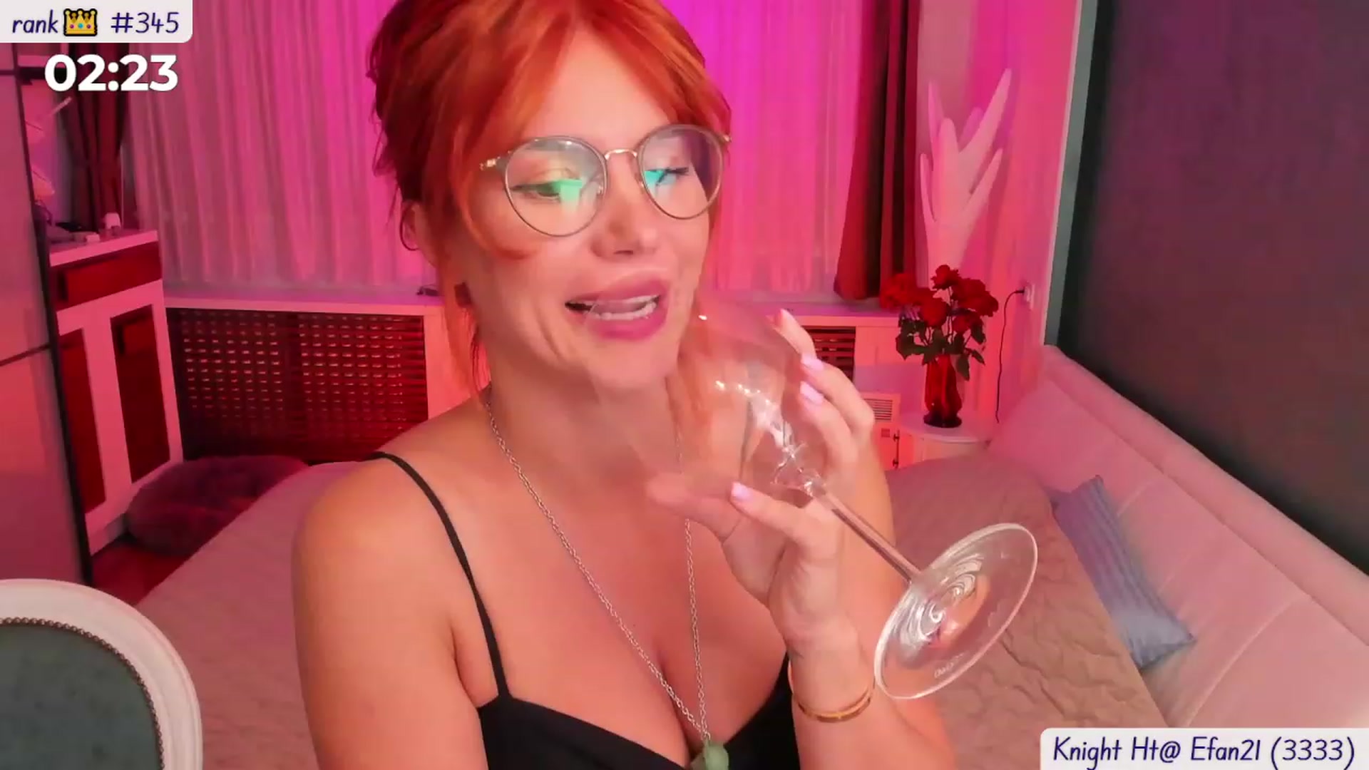 Gallery image thumbnail from OnlineGirl_'s myfreecams stream on, 08/05/2023, 23:00 image 19 of 20