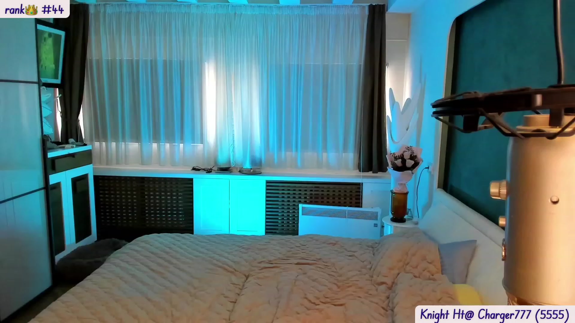 Gallery image thumbnail from OnlineGirl_'s myfreecams stream on, 08/13/2023, 06:20 image 16 of 20