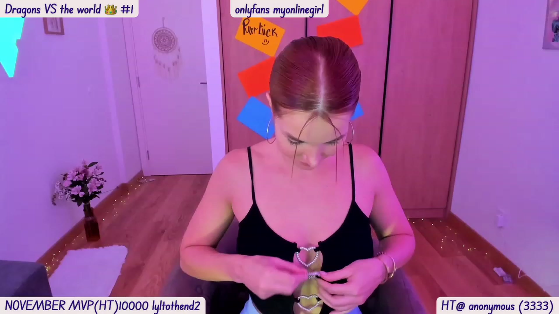 Gallery image thumbnail from OnlineGirl_'s myfreecams stream on, 11/05/2023, 22:02 image 19 of 20