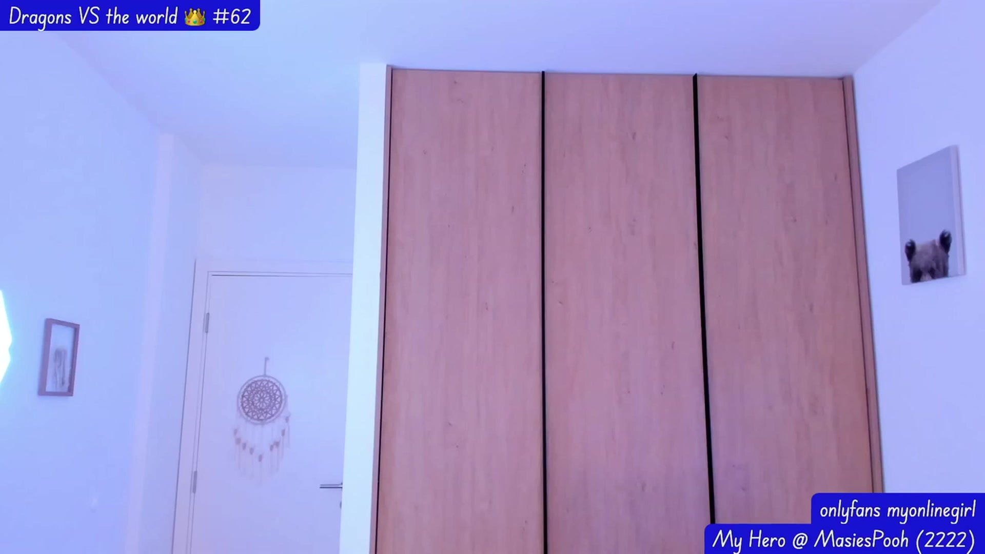 Gallery image thumbnail from OnlineGirl_'s myfreecams stream on, 01/06/2024, 20:37 image 19 of 20