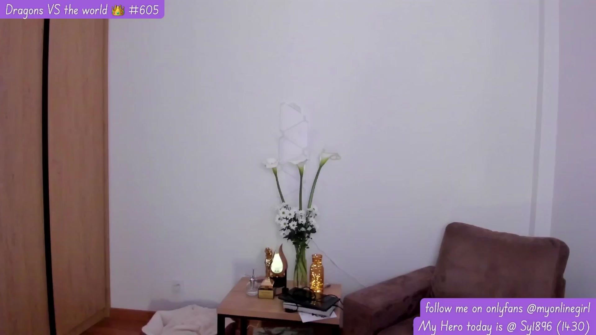 Gallery image thumbnail from OnlineGirl_'s myfreecams stream on, 04/05/2024, 21:23 image 12 of 20