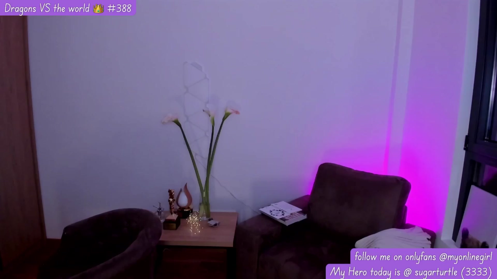 Gallery image thumbnail from OnlineGirl_'s myfreecams stream on, 04/12/2024, 19:13 image 18 of 20