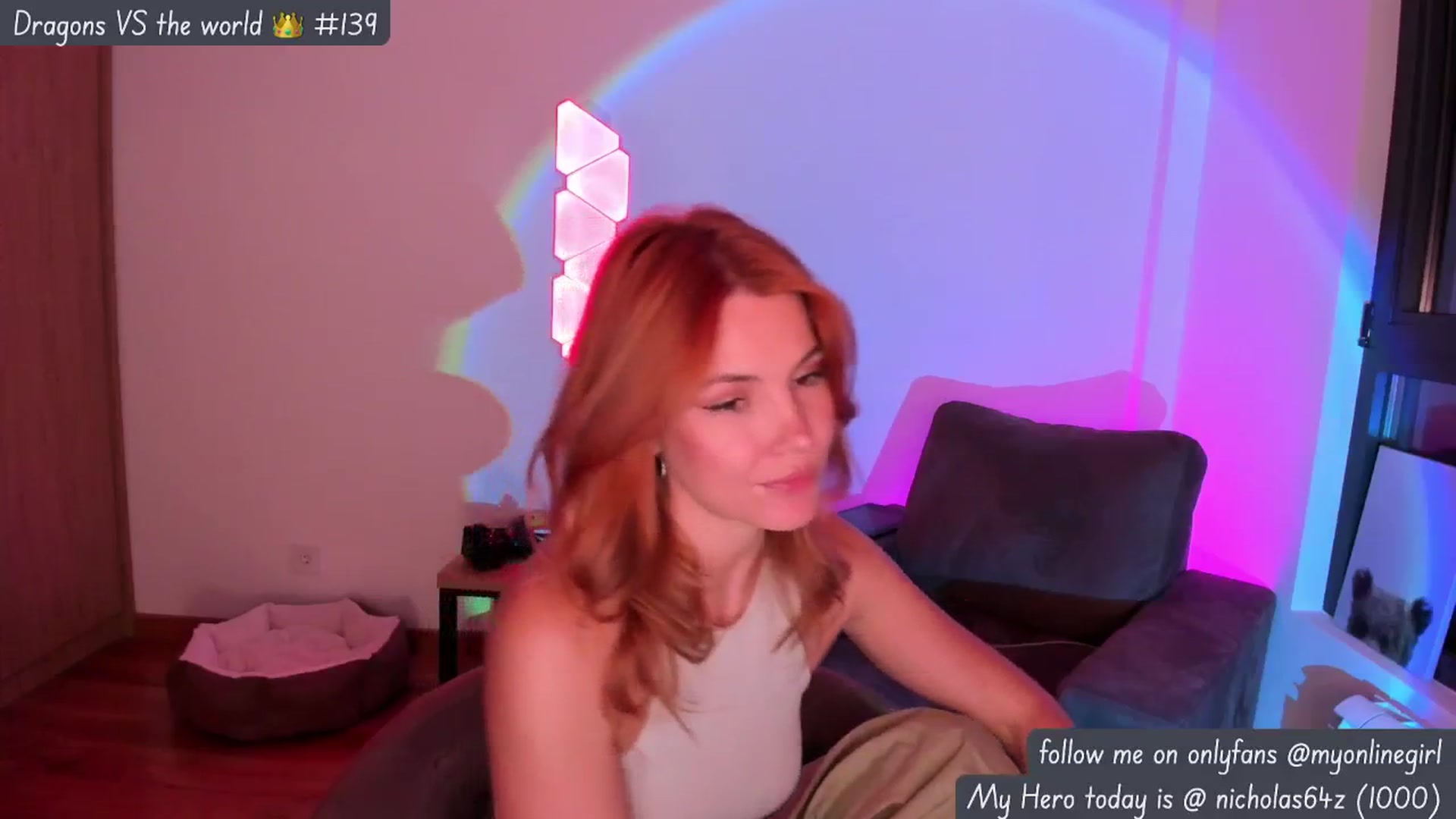 Gallery image thumbnail from OnlineGirl_'s myfreecams stream on, 05/31/2024, 19:39 image 8 of 20