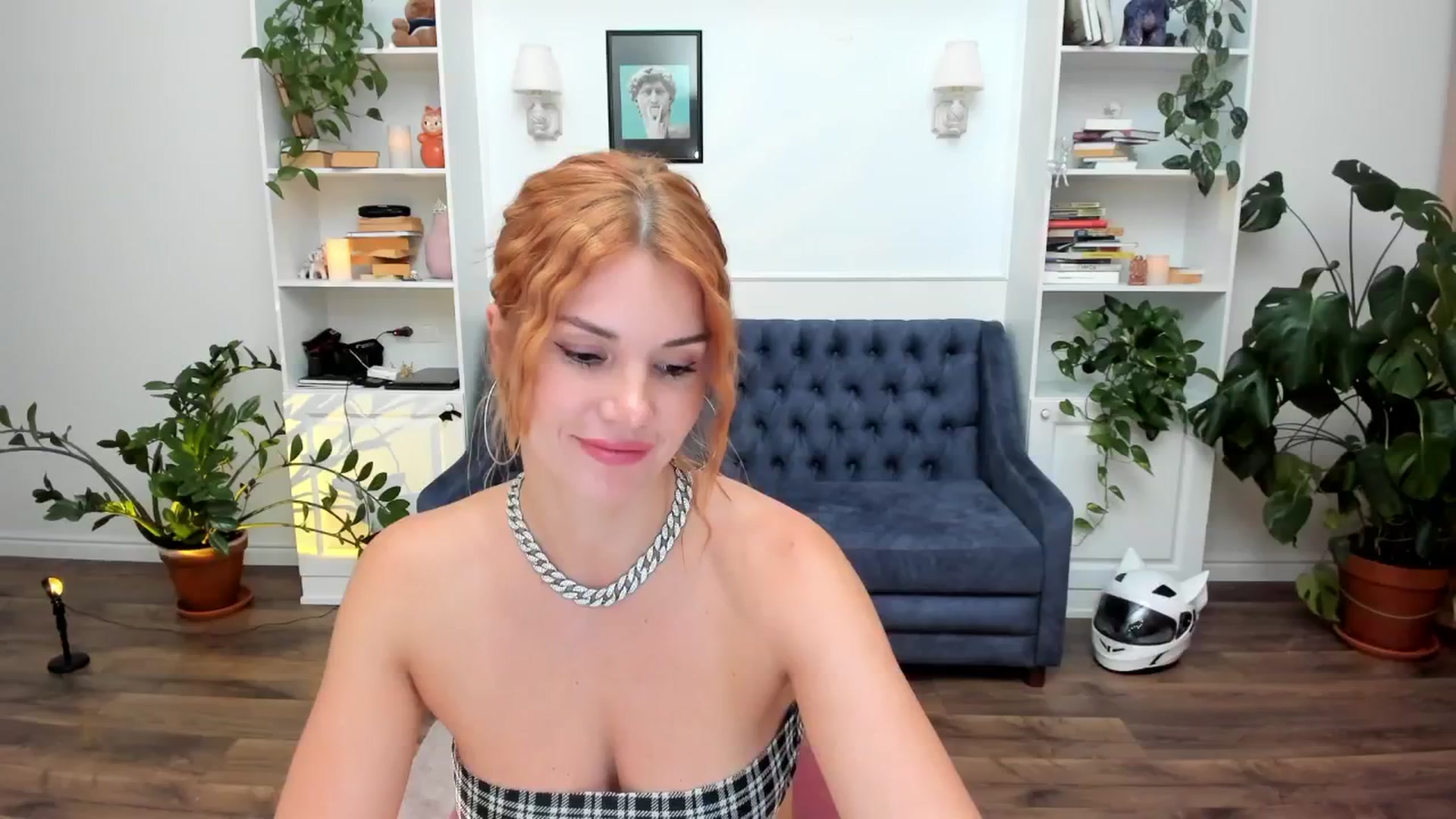 Gallery image thumbnail from OnlineGirl_'s myfreecams stream on, 08/30/2024, 21:25 image 2 of 20
