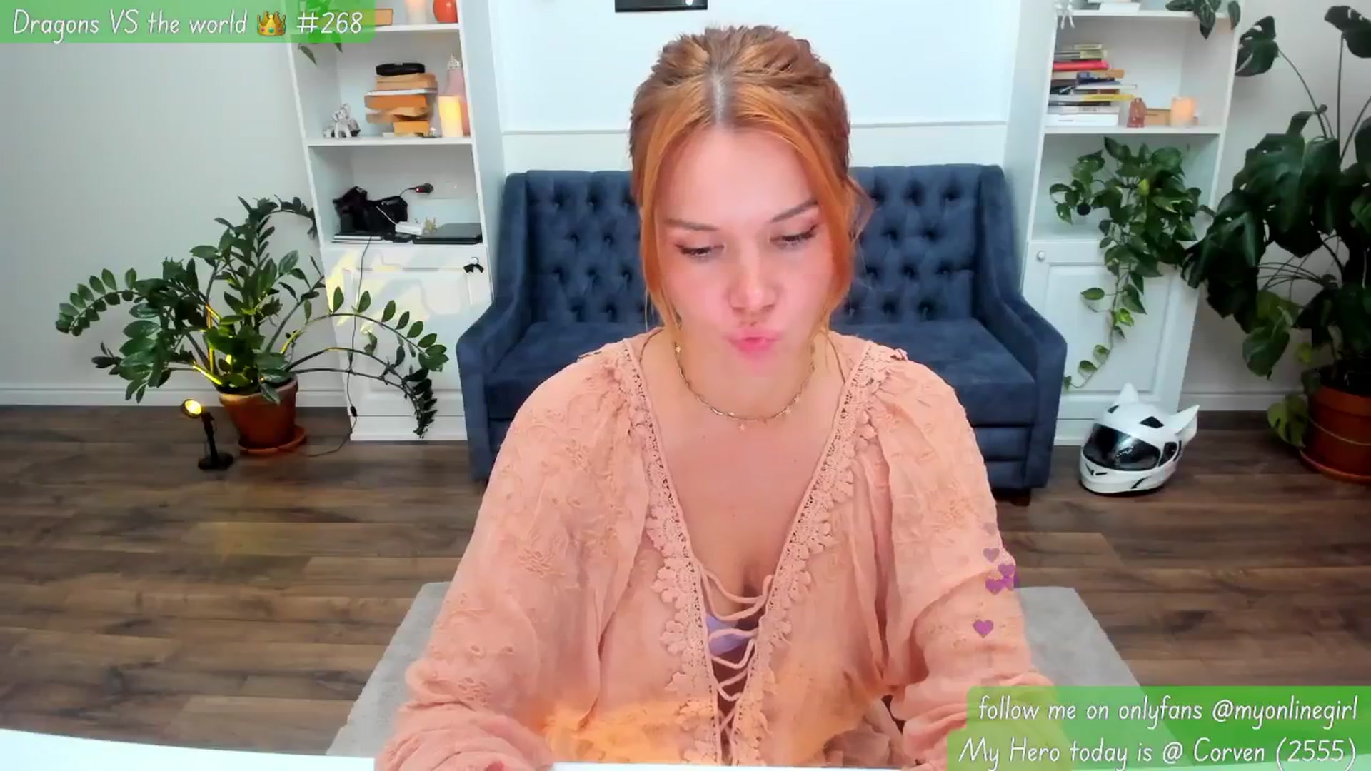 Gallery image thumbnail from OnlineGirl_'s myfreecams stream on, 08/31/2024, 20:04 image 10 of 20