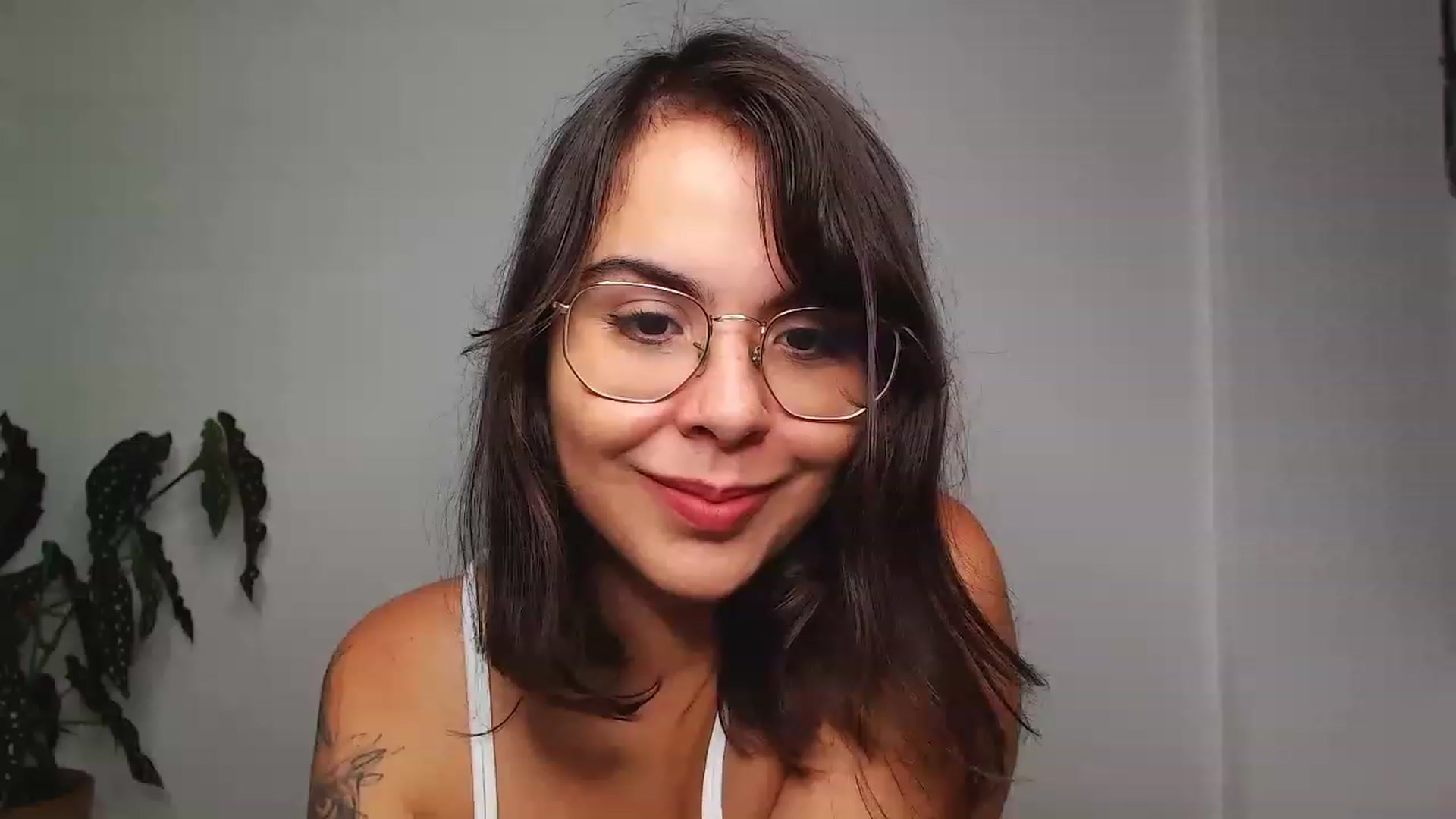Gallery image thumbnail from OnlineSnack's myfreecams stream on, 01/02/2023, 05:46 image 3 of 20