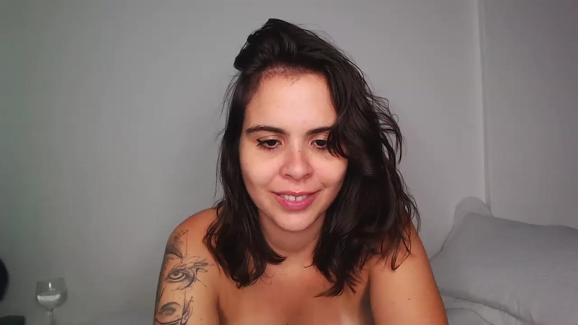 Gallery image thumbnail from OnlineSnack's myfreecams stream on, 03/16/2023, 06:06 image 7 of 20