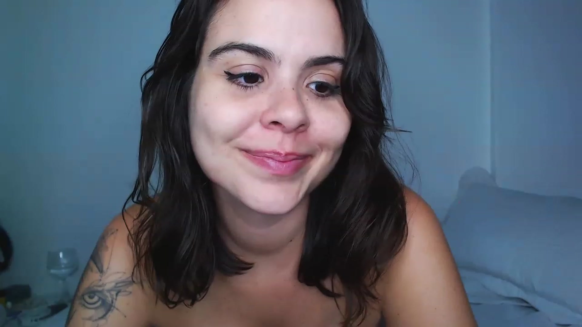 Gallery image thumbnail from OnlineSnack's myfreecams stream on, 03/16/2023, 06:06 image 15 of 20