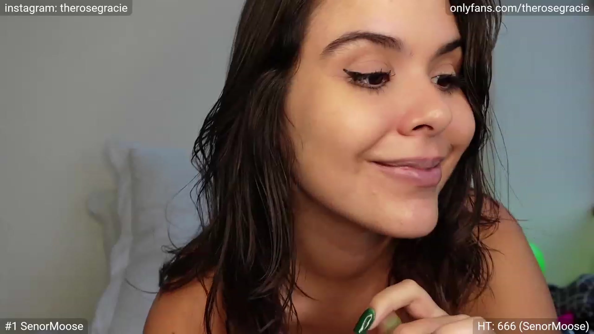 Gallery image thumbnail from OnlineSnack's myfreecams stream on, 03/18/2023, 09:38 image 12 of 20