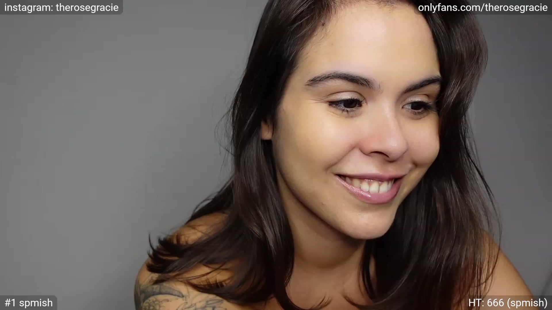 Gallery image thumbnail from OnlineSnack's myfreecams stream on, 05/01/2023, 21:15 image 13 of 20
