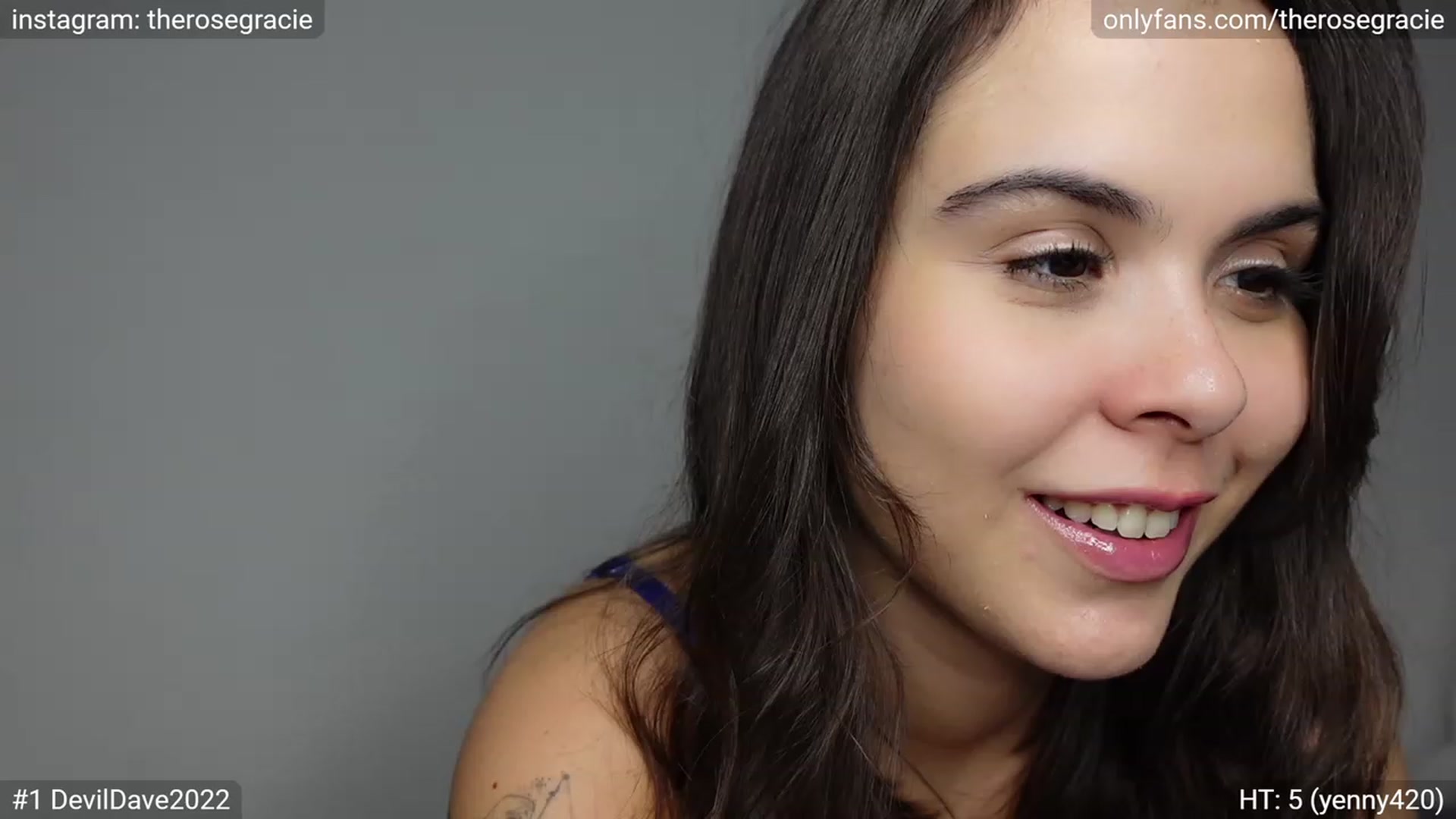 Gallery image thumbnail from OnlineSnack's myfreecams stream on, 05/16/2023, 23:47 image 14 of 20