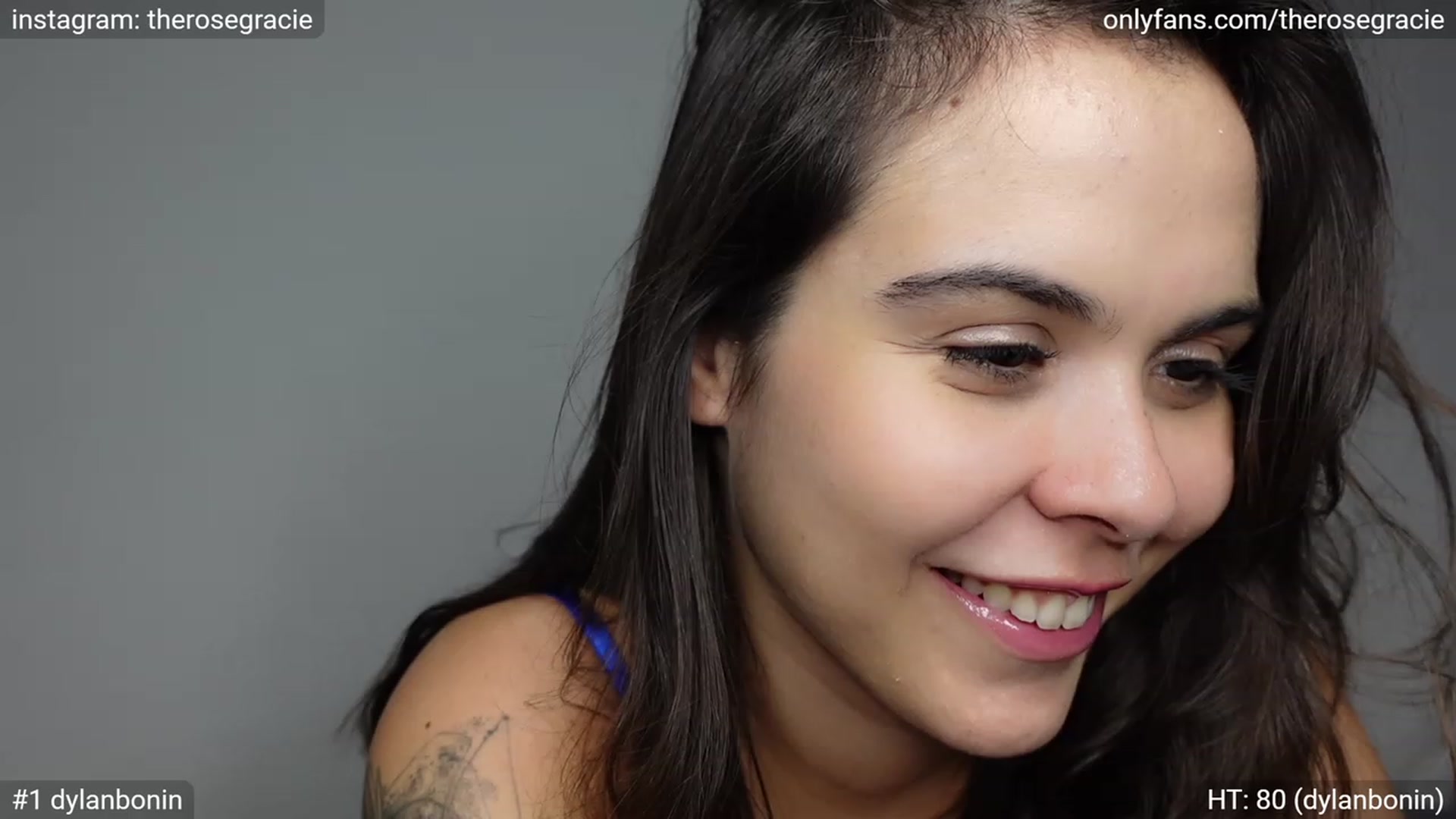 Gallery image thumbnail from OnlineSnack's myfreecams stream on, 05/17/2023, 24:19 image 5 of 20