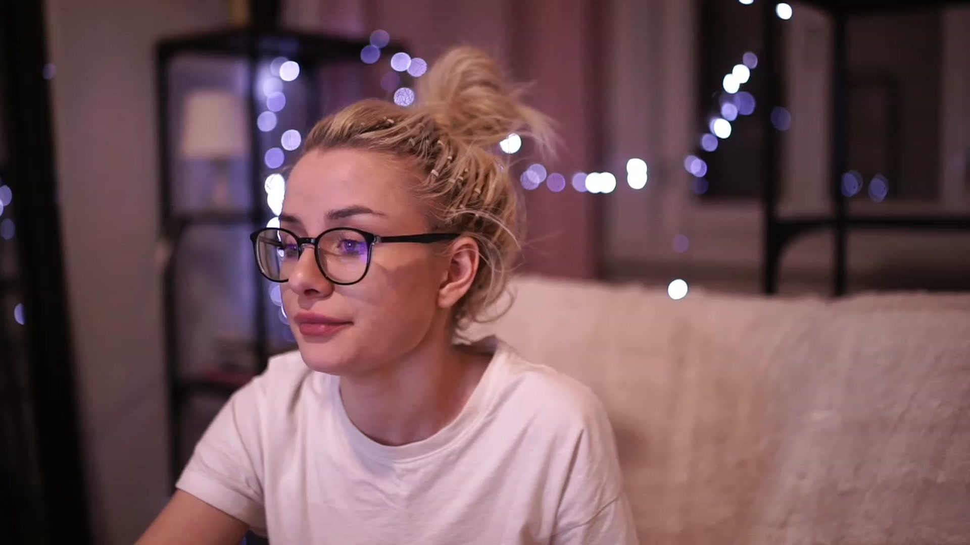 Gallery image thumbnail from Only18sweet's myfreecams stream on, 12/15/2022, 19:52 image 5 of 20
