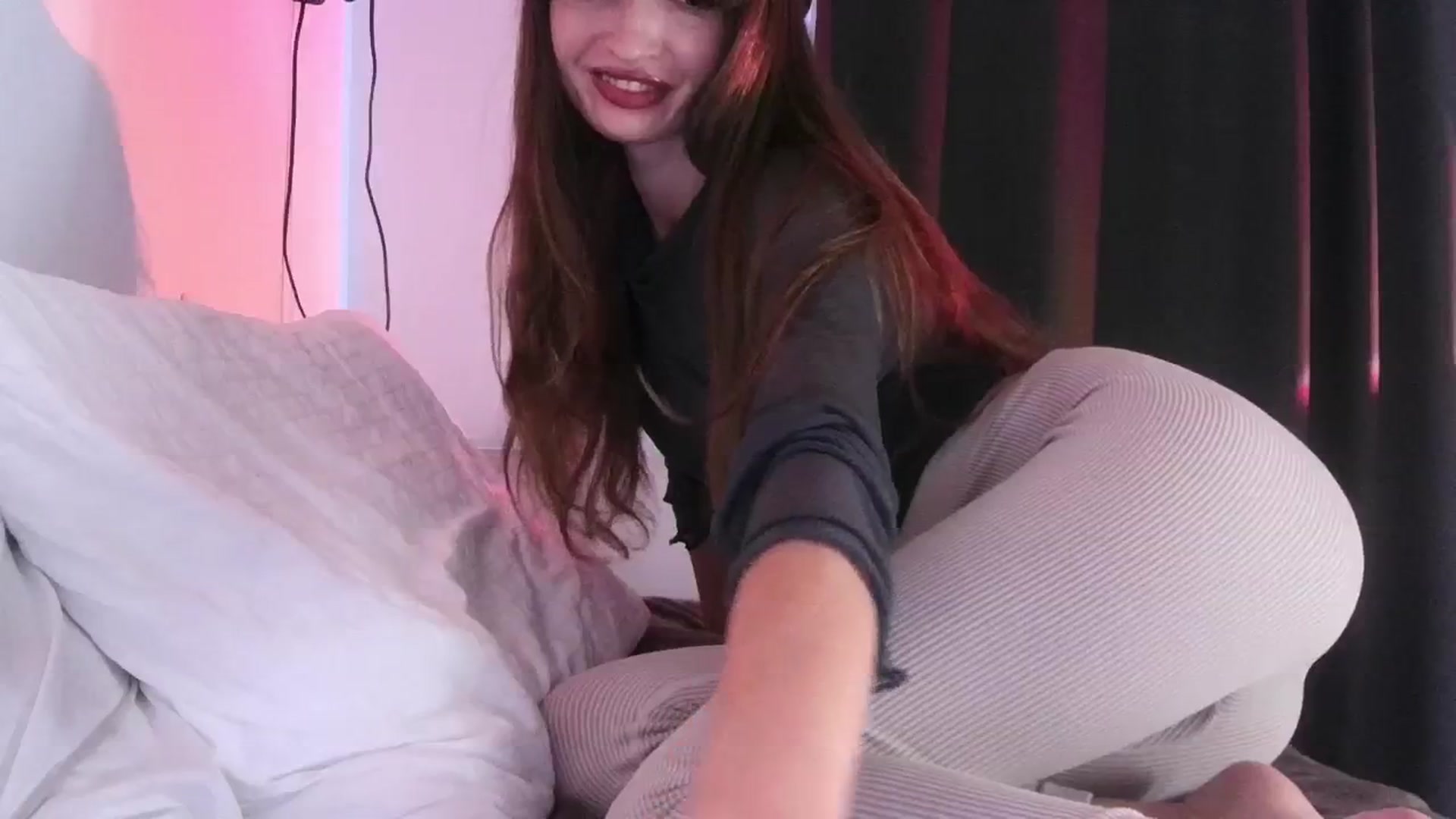 Gallery image thumbnail from Only8Petal's myfreecams stream on, 11/09/2024, 14:19 image 7 of 20