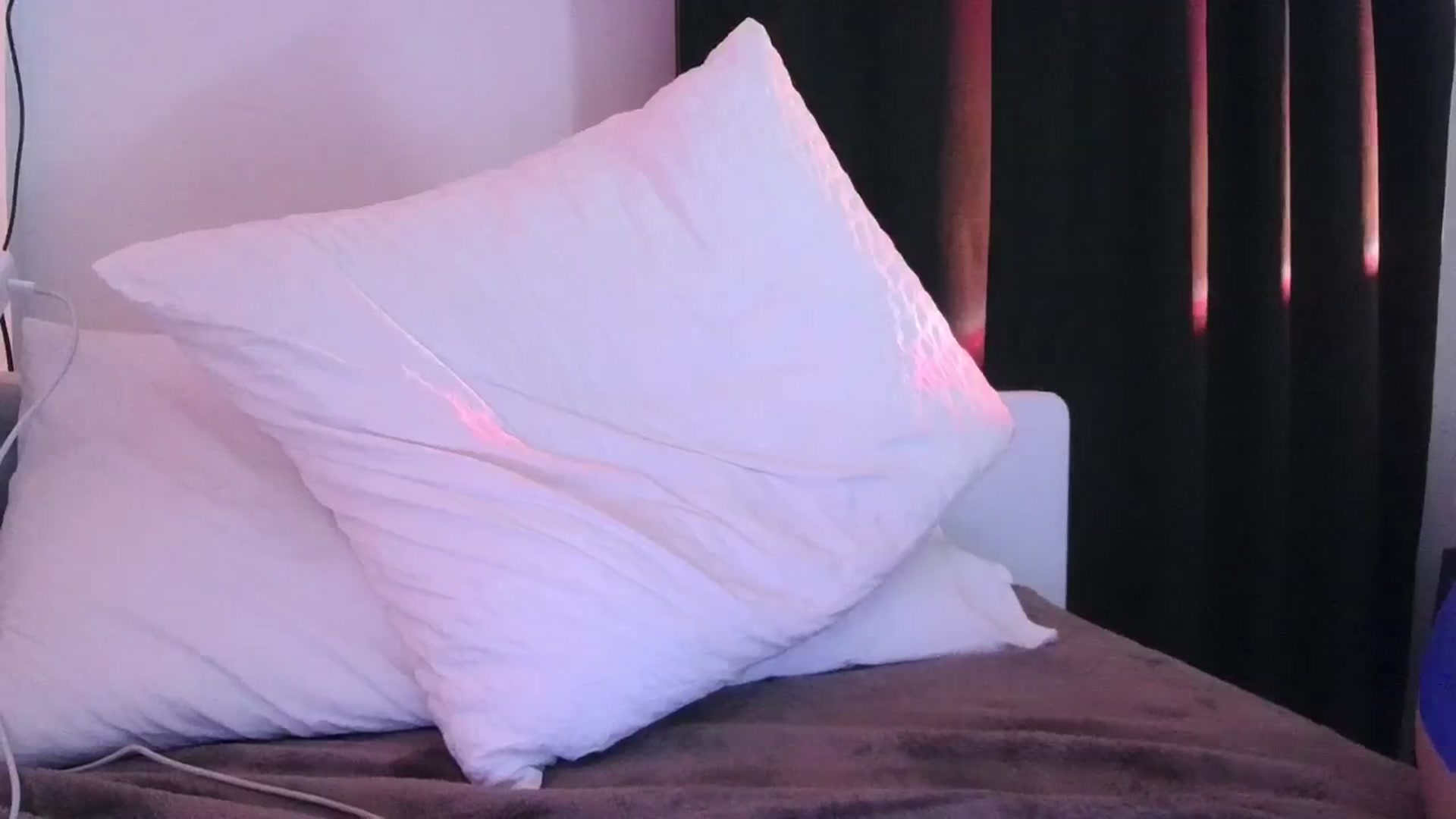 Gallery image thumbnail from Only8Petal's myfreecams stream on, 11/17/2024, 21:22 image 20 of 20