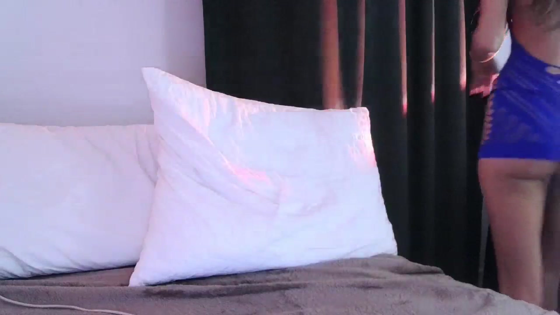 Gallery image thumbnail from Only8Petal's myfreecams stream on, 11/17/2024, 21:22 image 14 of 20