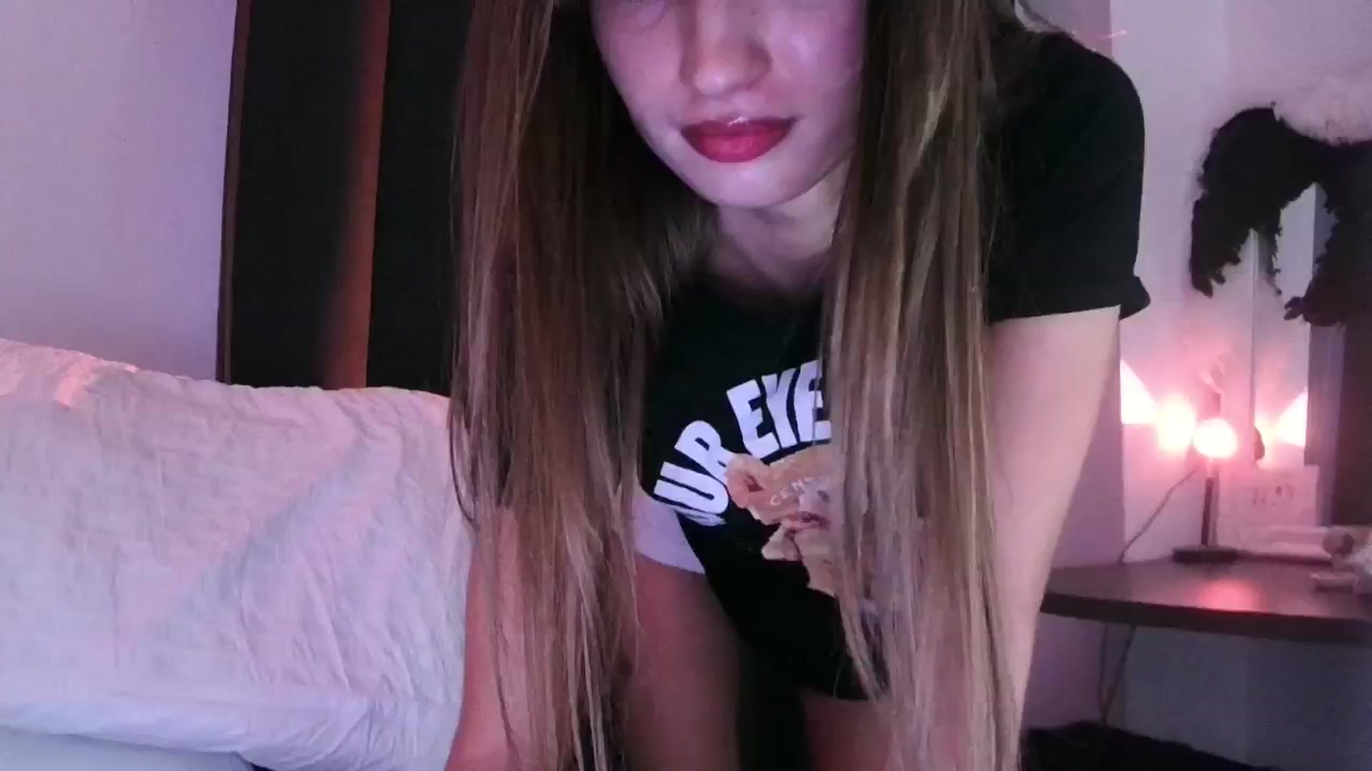 Gallery image thumbnail from Only8Petal's myfreecams stream on, 11/23/2024, 17:25 image 7 of 20