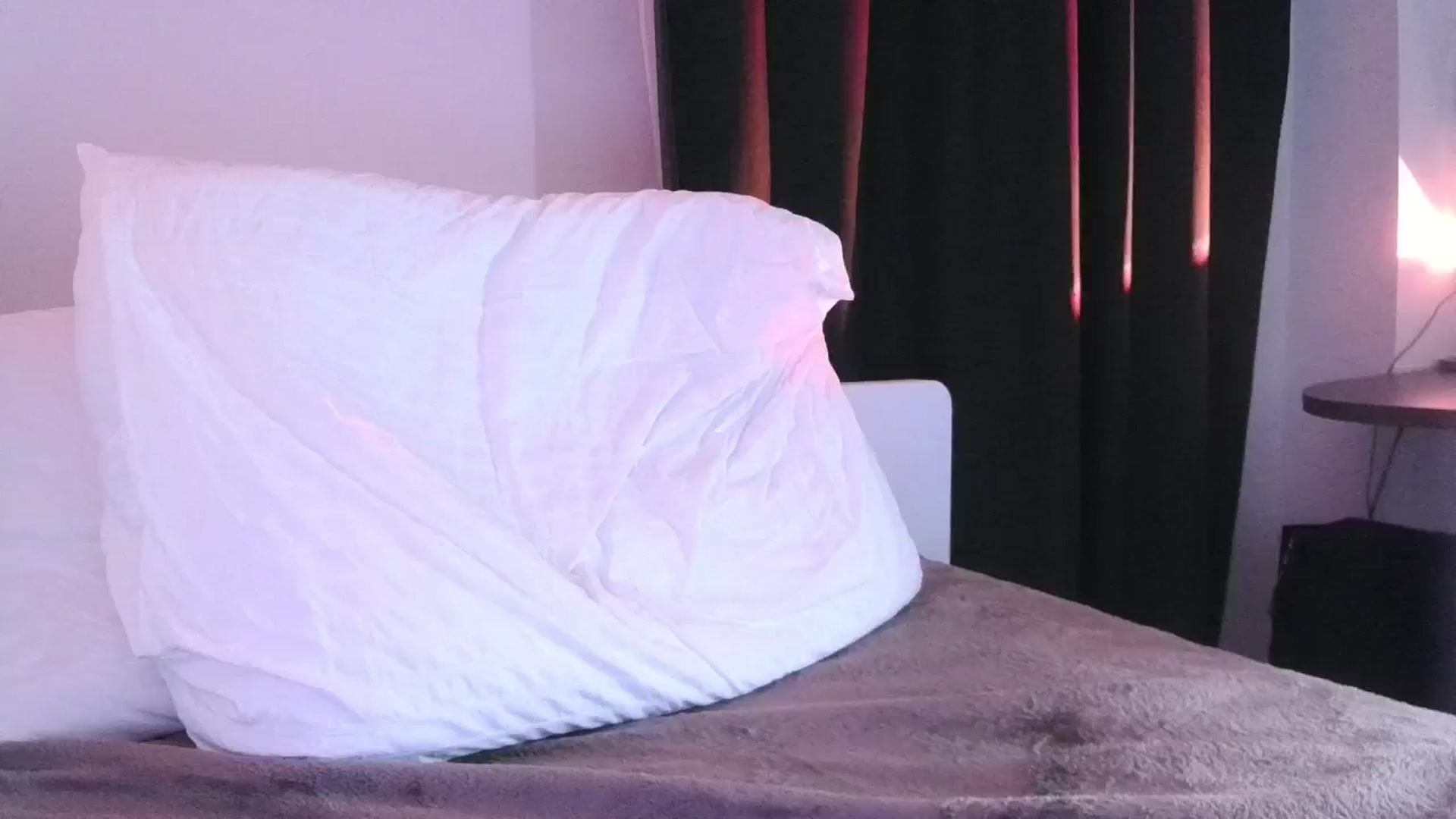 Gallery image thumbnail from Only8Petal's myfreecams stream on, 11/23/2024, 20:08 image 17 of 20