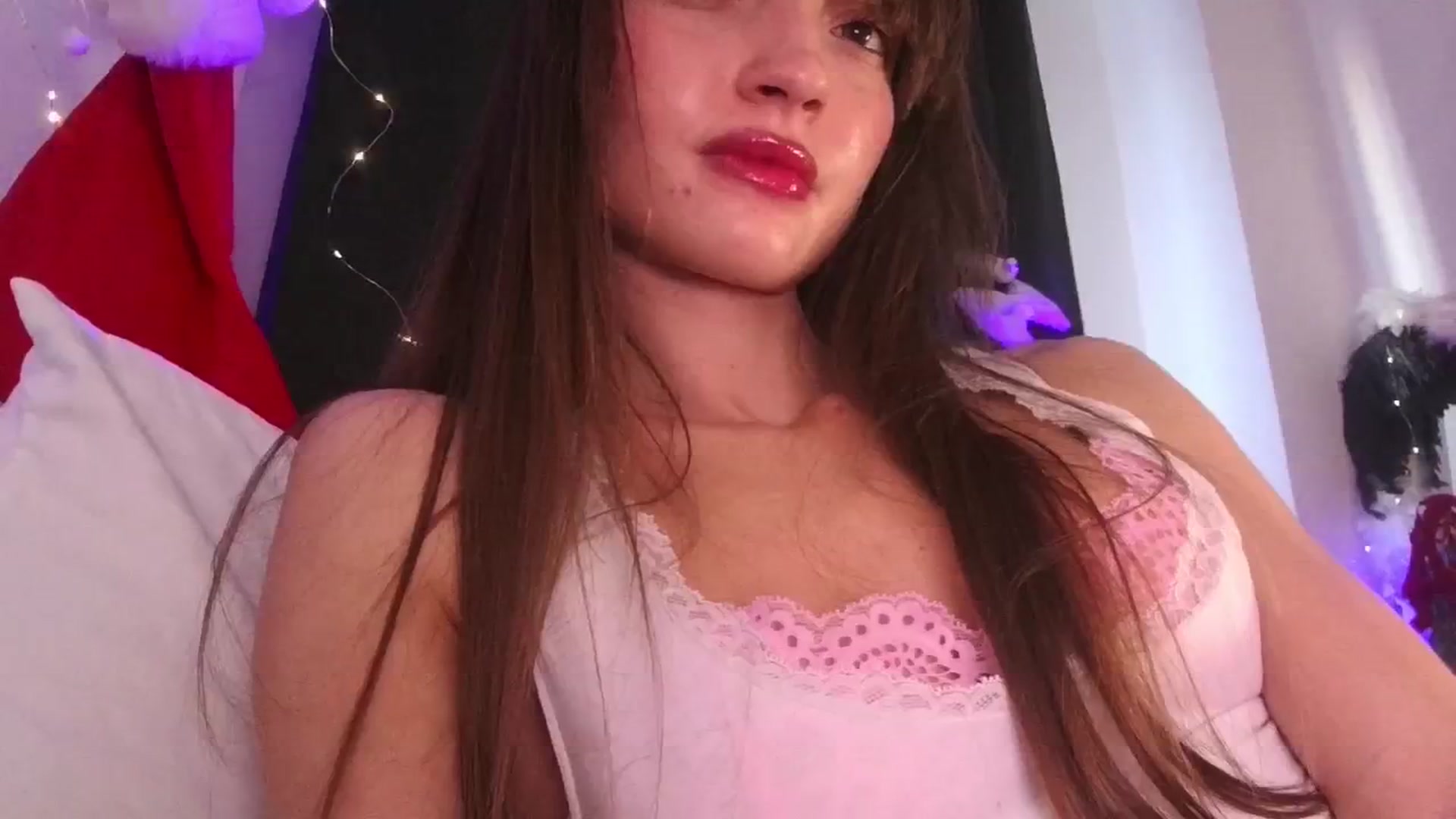 Gallery image thumbnail from Only8Petal's myfreecams stream on, 01/04/2025, 15:17 image 6 of 20
