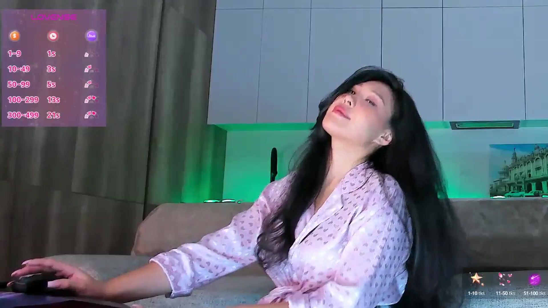 Gallery image thumbnail from OnlyCats's myfreecams stream on, 01/22/2025, 18:33 image 4 of 20