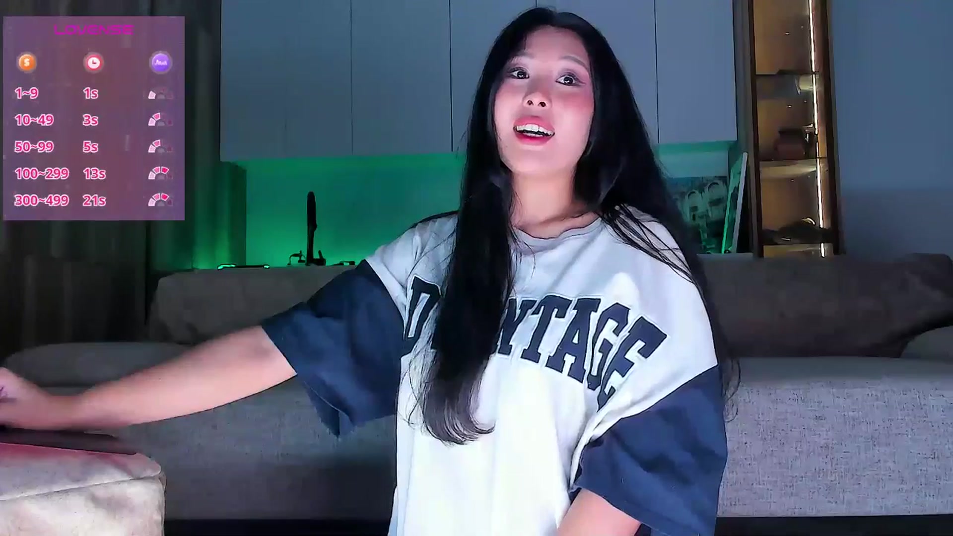 Gallery image thumbnail from OnlyCats's myfreecams stream on, 01/24/2025, 15:34 image 5 of 20