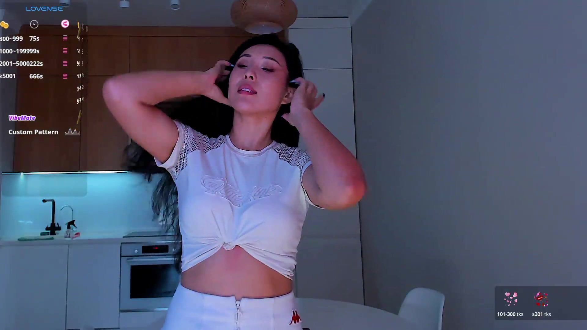 Gallery image thumbnail from OnlyCats's myfreecams stream on, 08/23/2026, 08:41 image 18 of 20