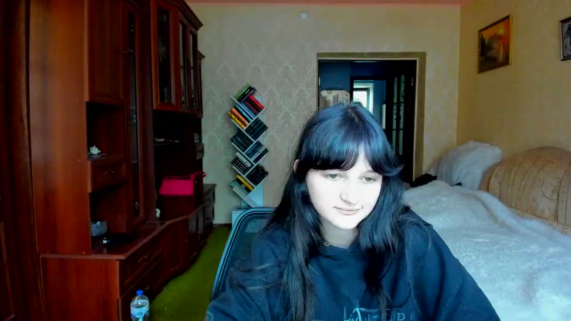 Gallery image thumbnail from OnlyPoly's myfreecams stream on, 10/26/2025, 13:15 image 10 of 20