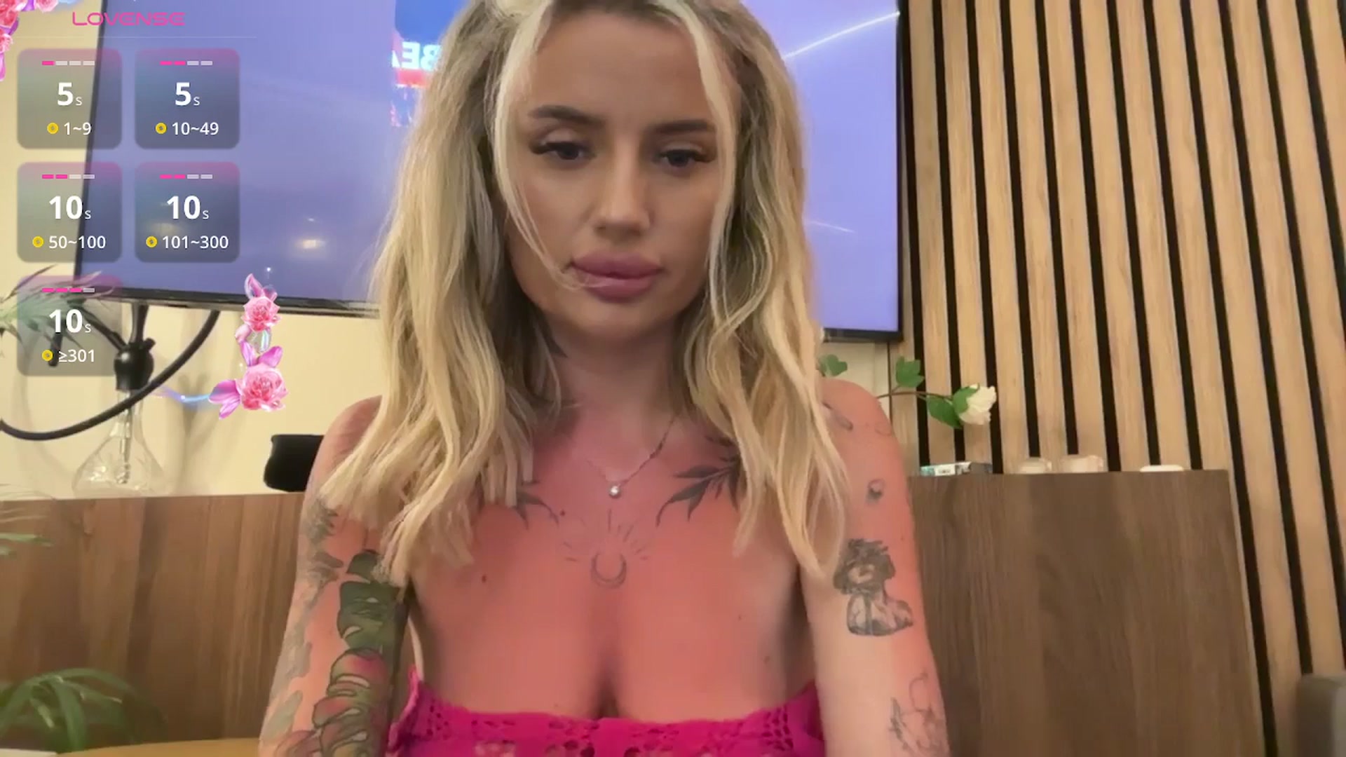 Gallery image thumbnail from Only_Serena's myfreecams stream on, 11/11/2025, 23:59 image 19 of 20