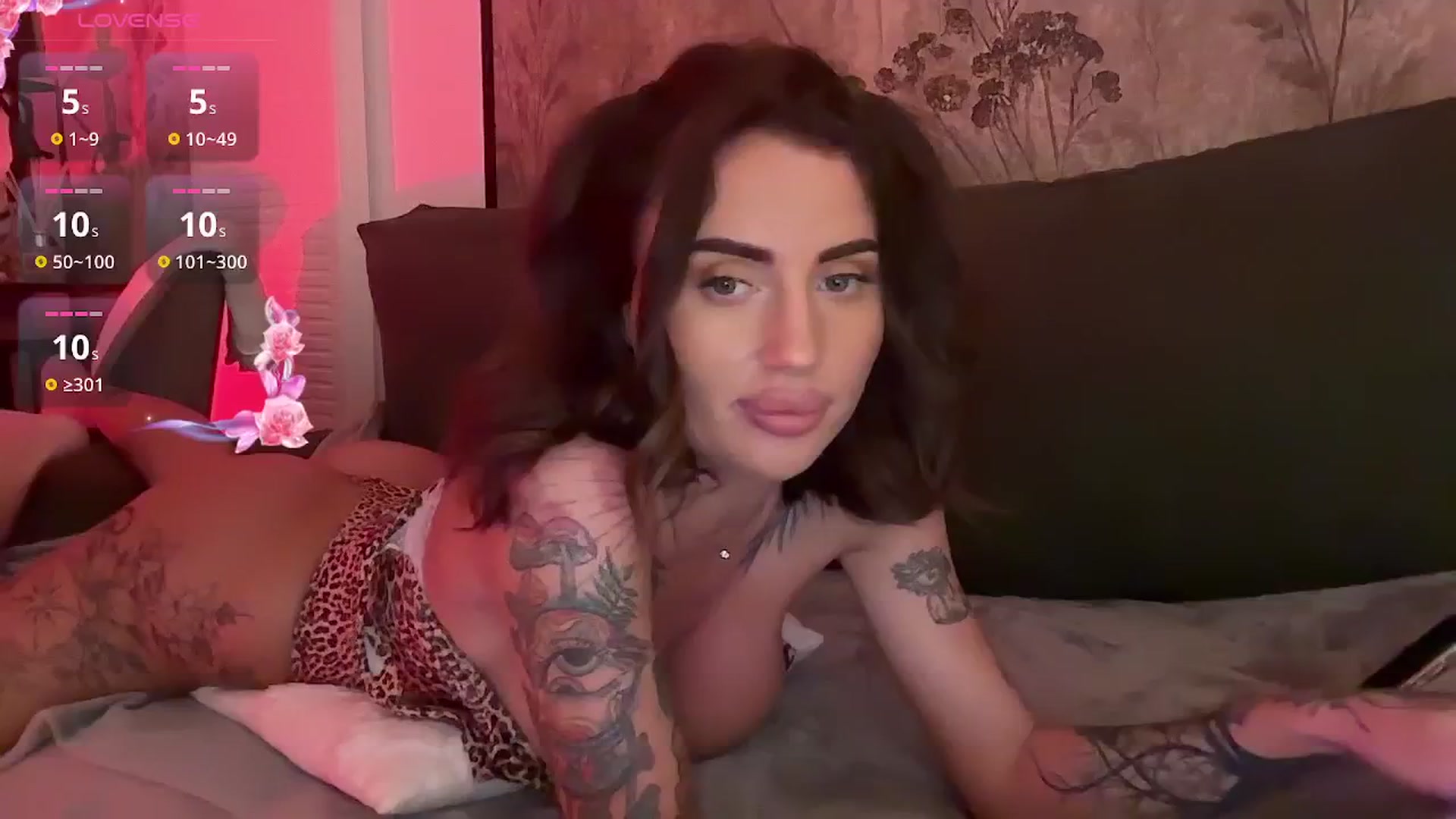 Gallery image thumbnail from Only_Serena's myfreecams stream on, 04/17/2026, 01:00 image 18 of 20