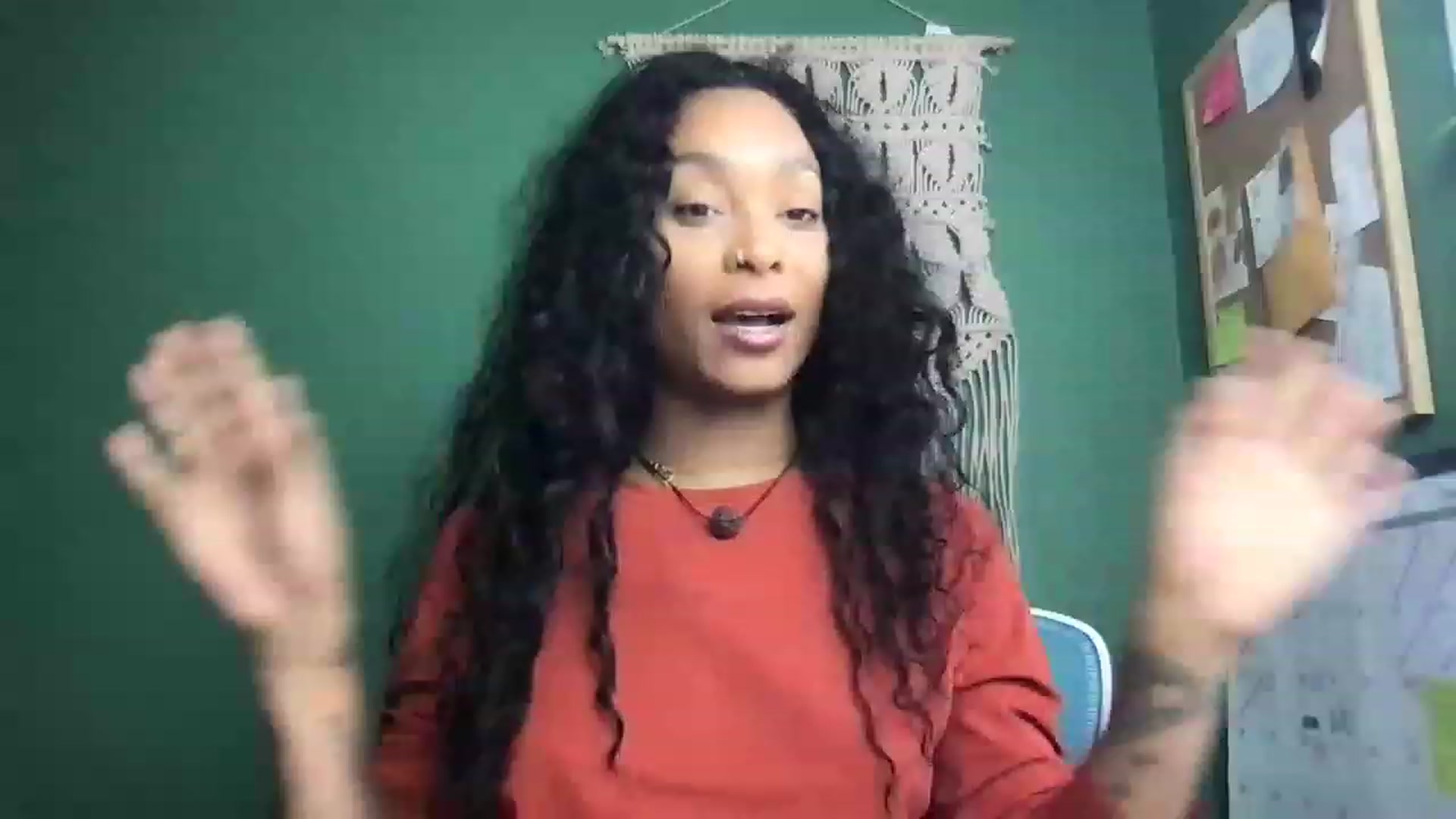 Gallery image thumbnail from OnyxK's myfreecams stream on, 12/02/2022, 16:31 image 8 of 20
