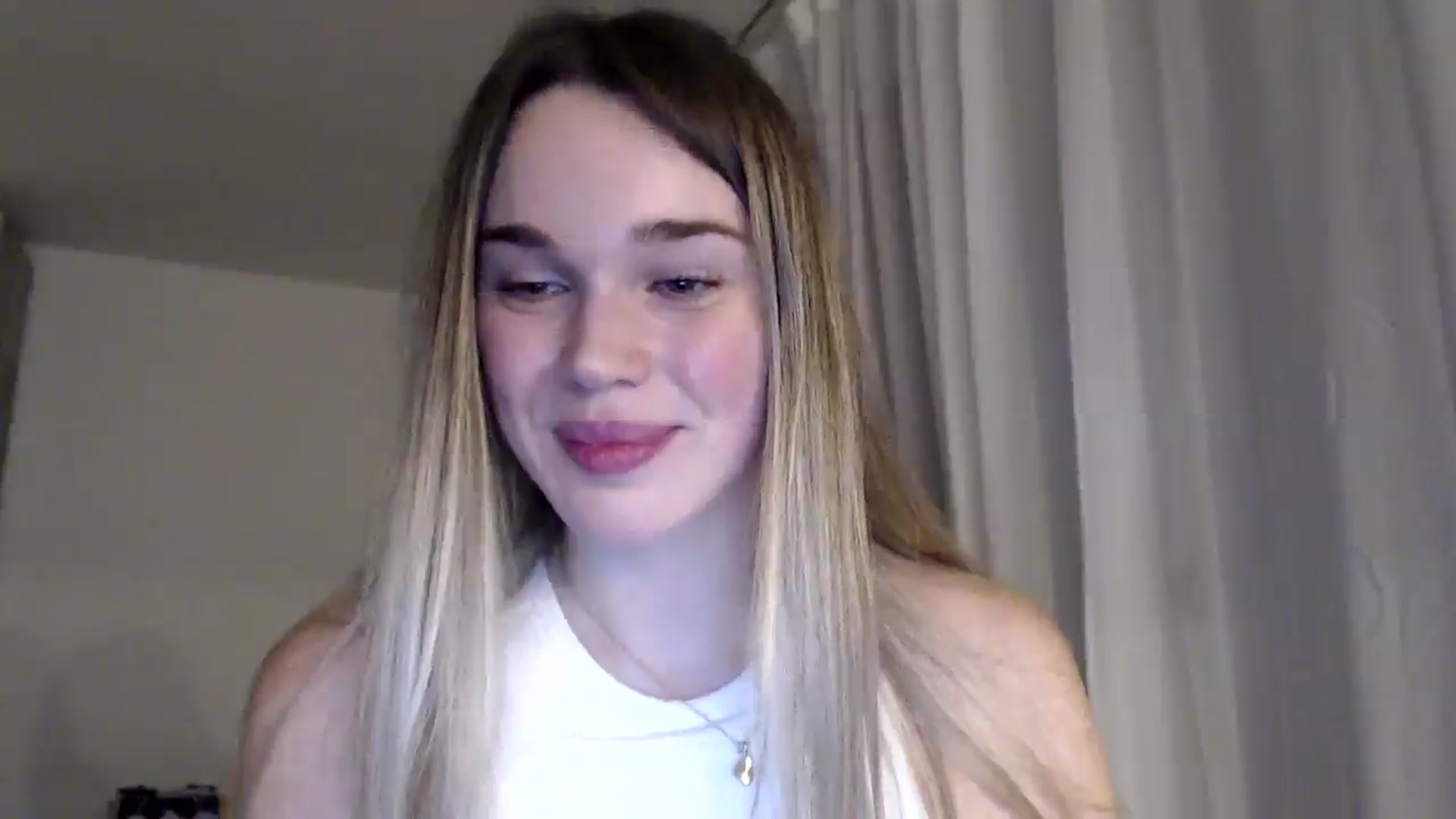 Gallery image thumbnail from Ooh_Cassie's myfreecams stream on, 12/31/2025, 21:32 image 5 of 20