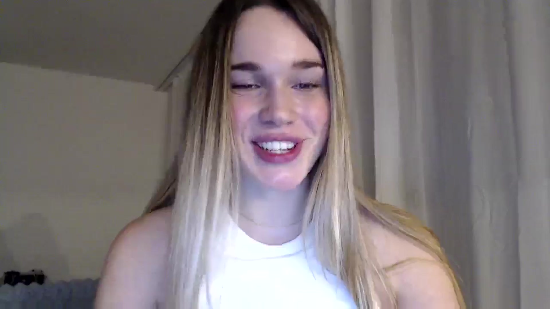 Gallery image thumbnail from Ooh_Cassie's myfreecams stream on, 12/31/2025, 21:32 image 20 of 20