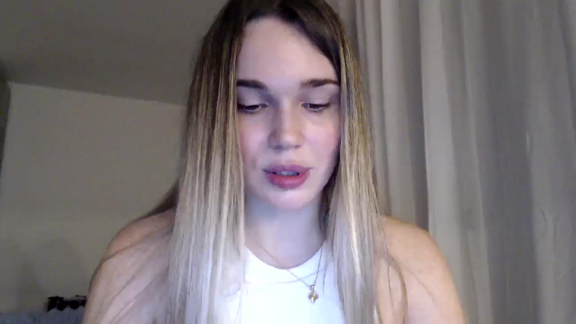 Gallery image thumbnail from Ooh_Cassie's myfreecams stream on, 12/31/2025, 21:32 image 7 of 20